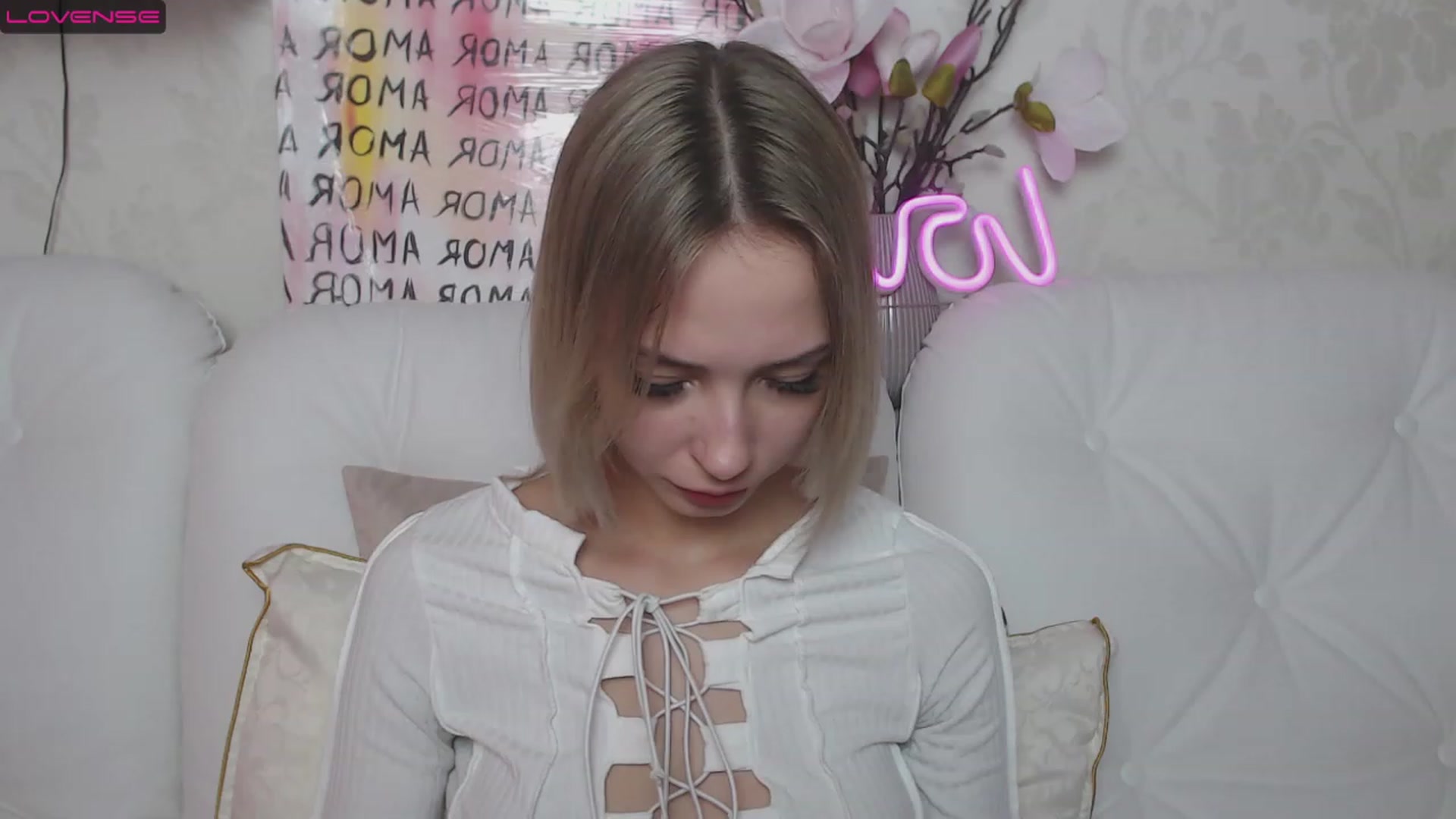 Gallery image thumbnail from Lady_lucky1's myfreecams stream on, 04/08/2023, 16:02 image 6 of 20
