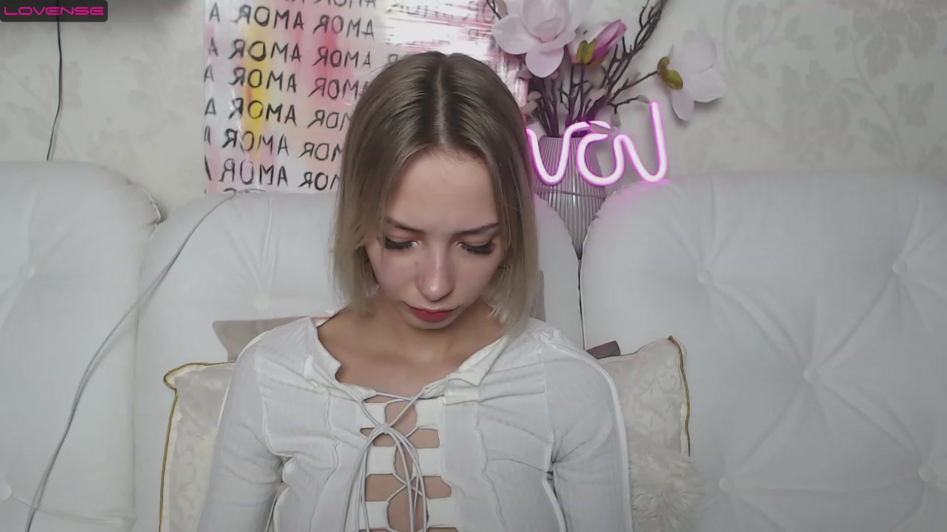 Gallery image thumbnail from Lady_lucky1's myfreecams stream on, 04/08/2023, 16:35 image 8 of 20