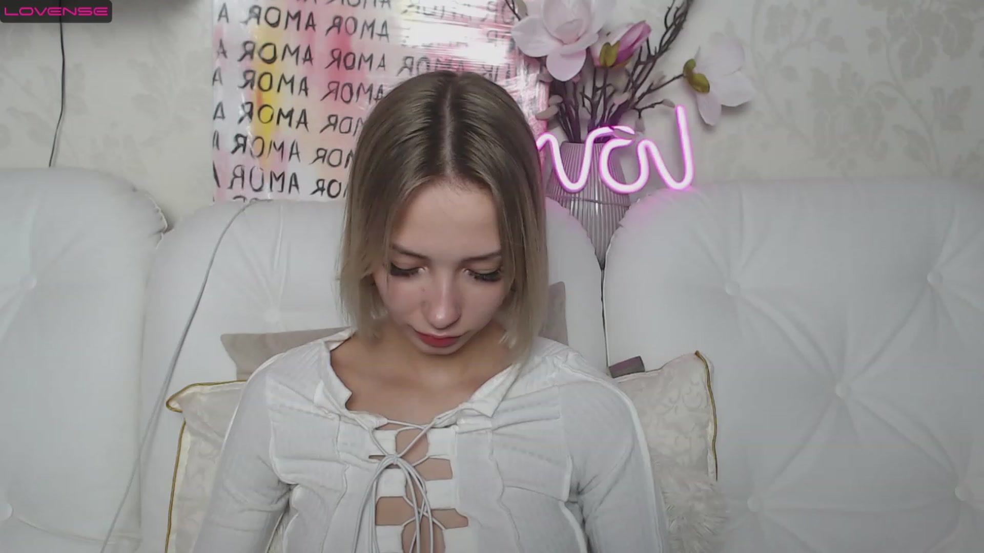 Gallery image thumbnail from Lady_lucky1's myfreecams stream on, 04/08/2023, 16:35 image 15 of 20
