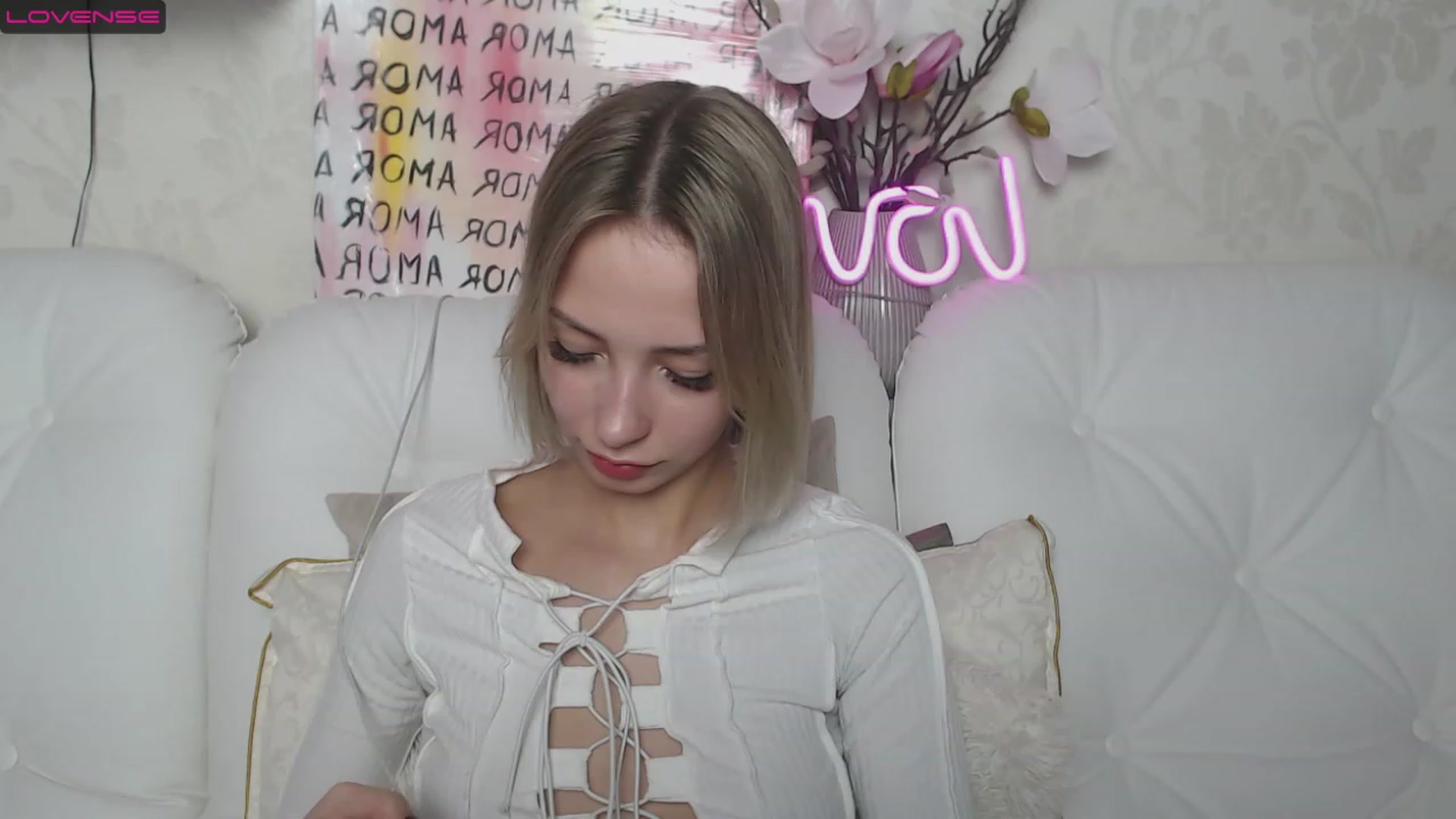 Gallery image thumbnail from Lady_lucky1's myfreecams stream on, 04/08/2023, 16:35 image 2 of 20