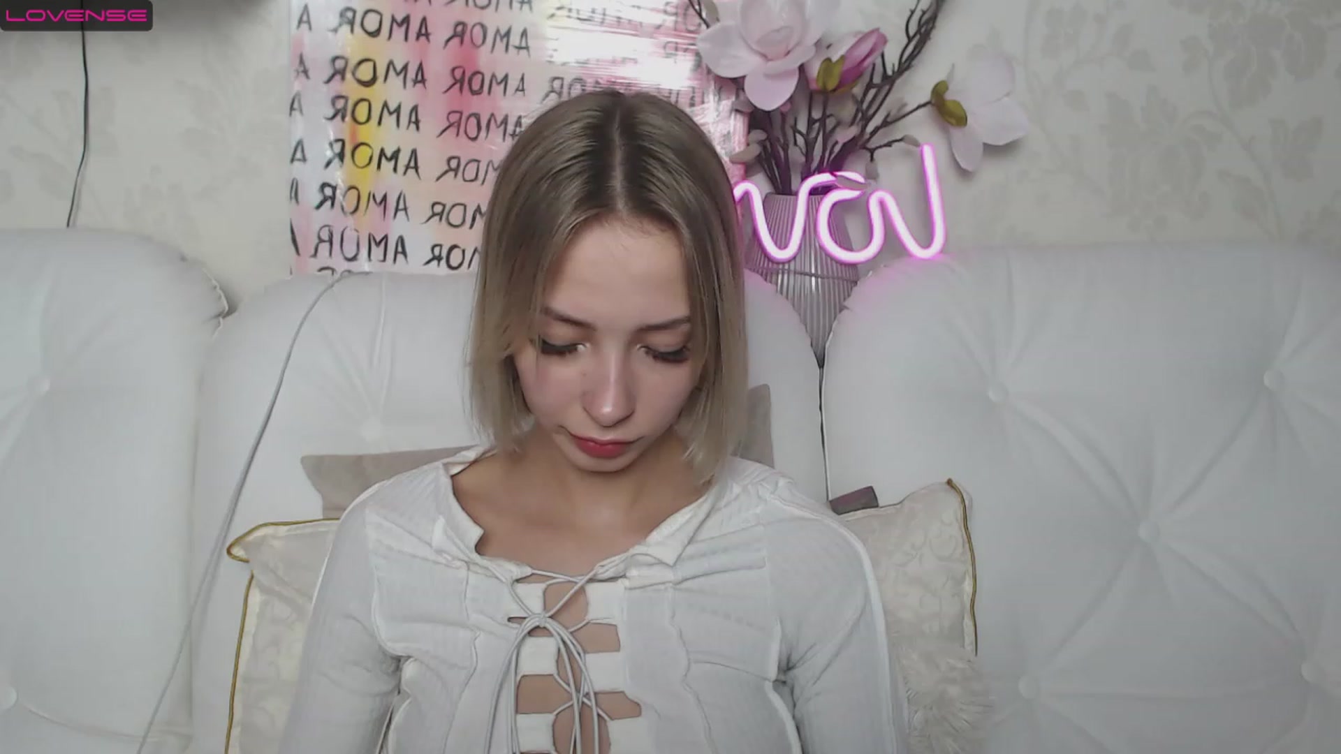 Gallery image thumbnail from Lady_lucky1's myfreecams stream on, 04/08/2023, 16:35 image 13 of 20