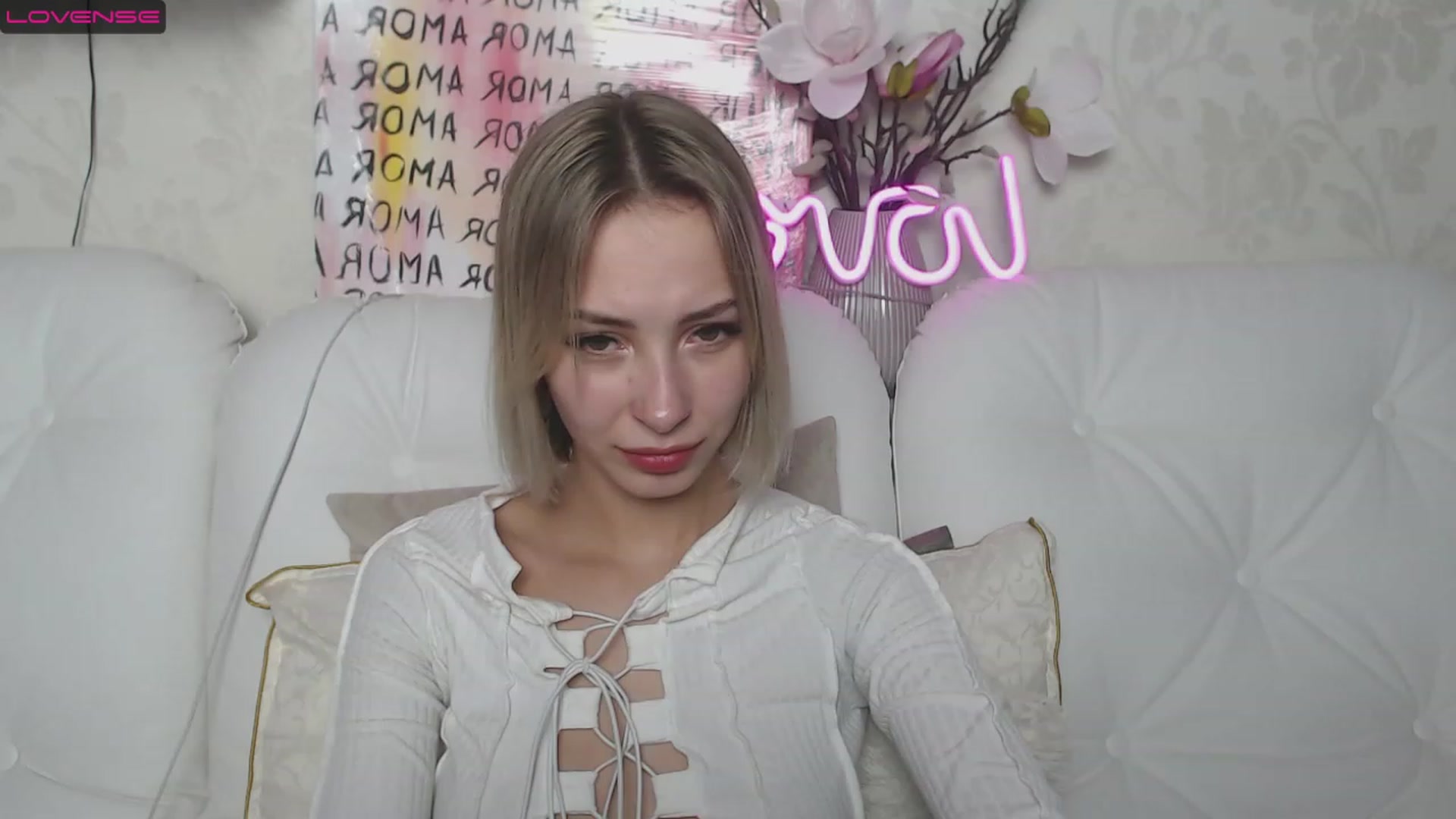 Gallery image thumbnail from Lady_lucky1's myfreecams stream on, 04/08/2023, 16:35 image 17 of 20