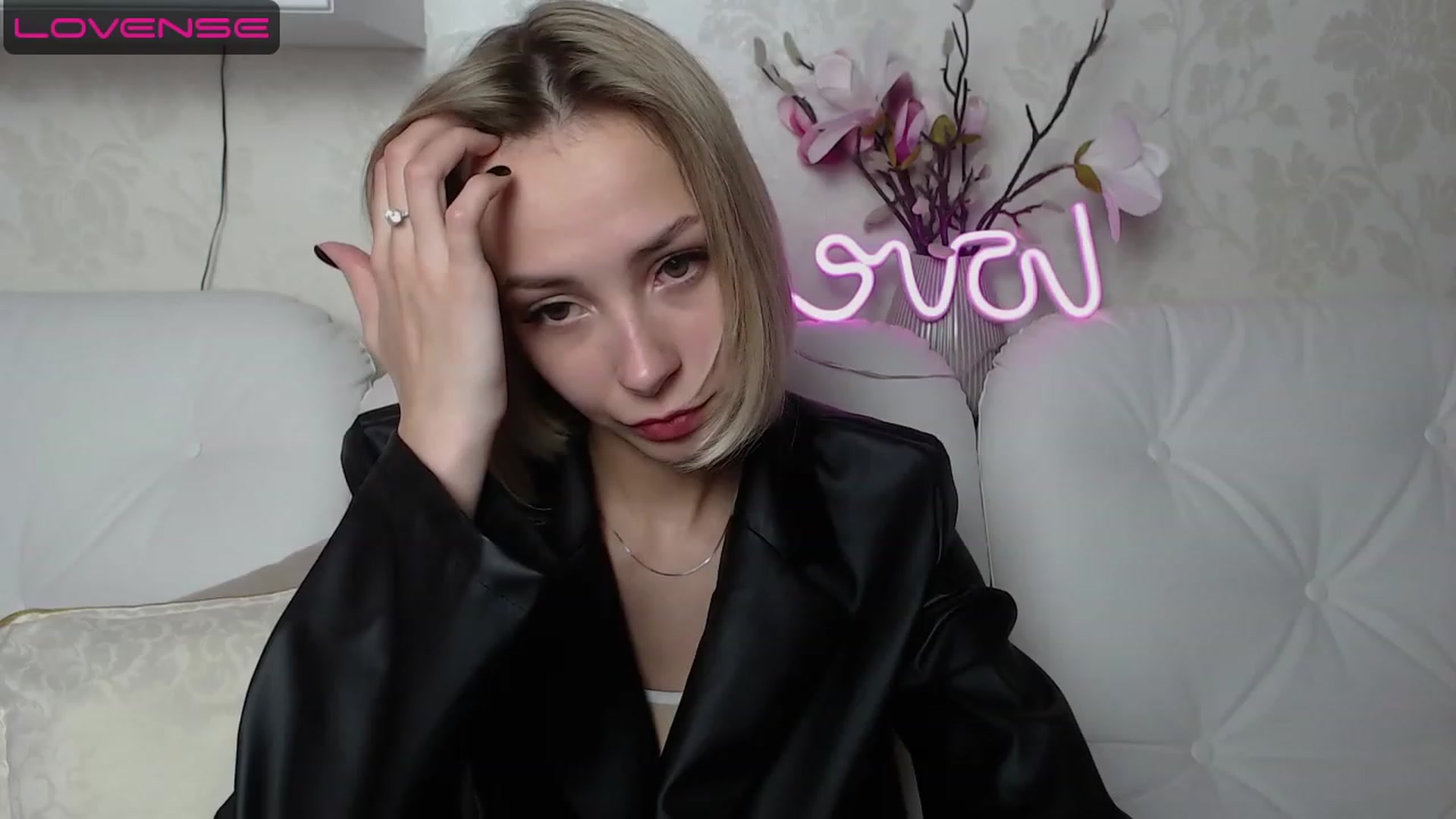 Gallery image thumbnail from Lady_lucky1's myfreecams stream on, 04/13/2023, 15:59 image 18 of 20