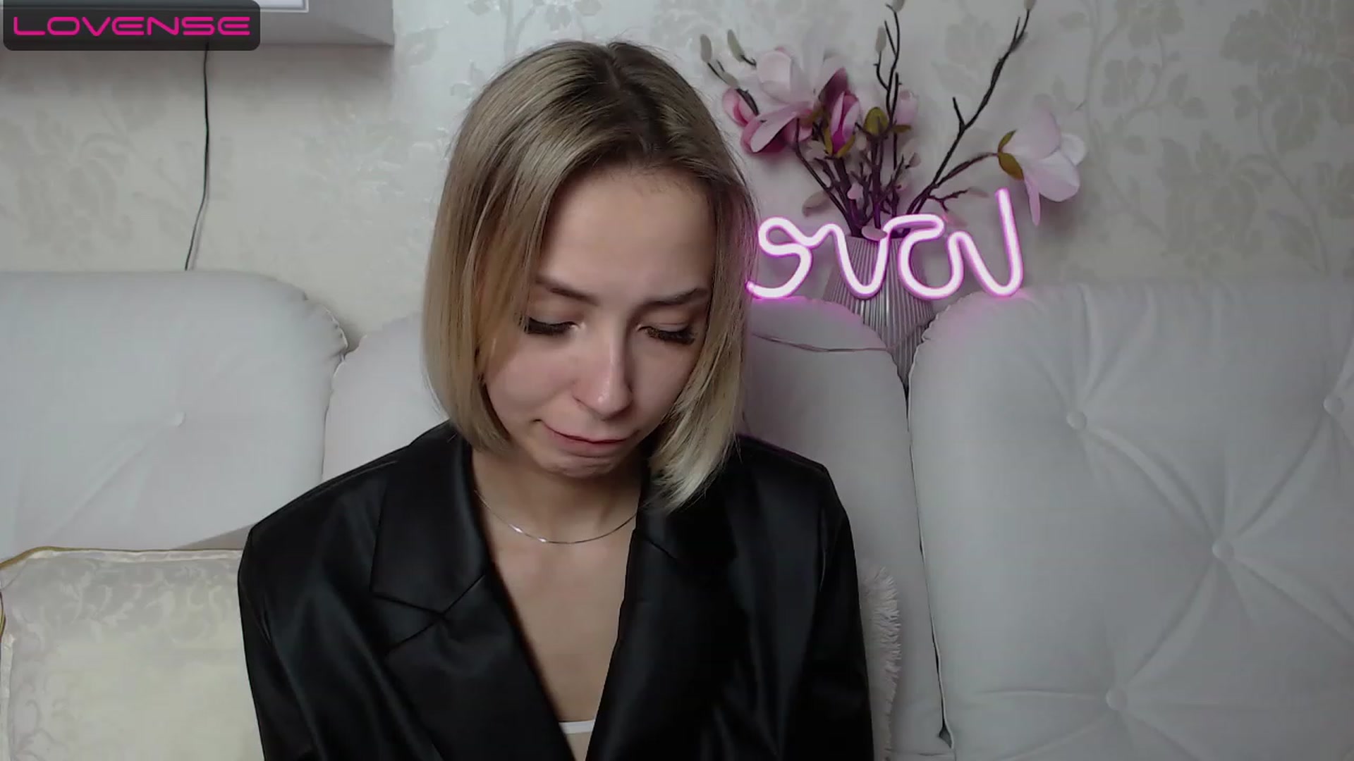 Gallery image thumbnail from Lady_lucky1's myfreecams stream on, 04/13/2023, 15:59 image 11 of 20