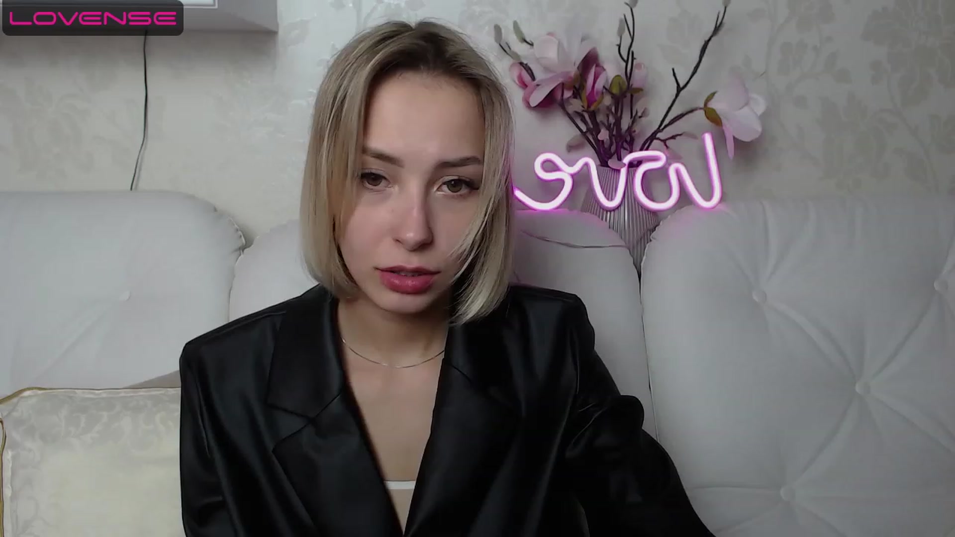 Gallery image thumbnail from Lady_lucky1's myfreecams stream on, 04/13/2023, 15:59 image 13 of 20