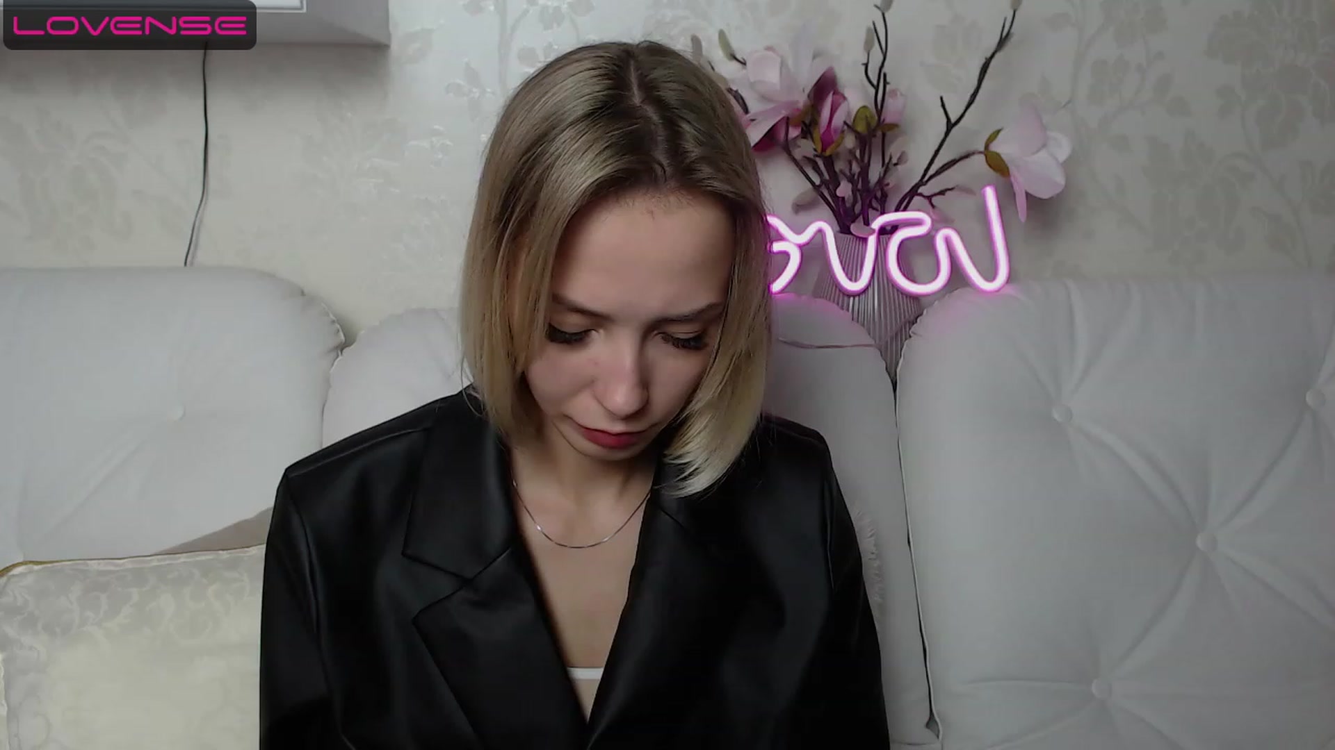 Gallery image thumbnail from Lady_lucky1's myfreecams stream on, 04/13/2023, 15:59 image 20 of 20