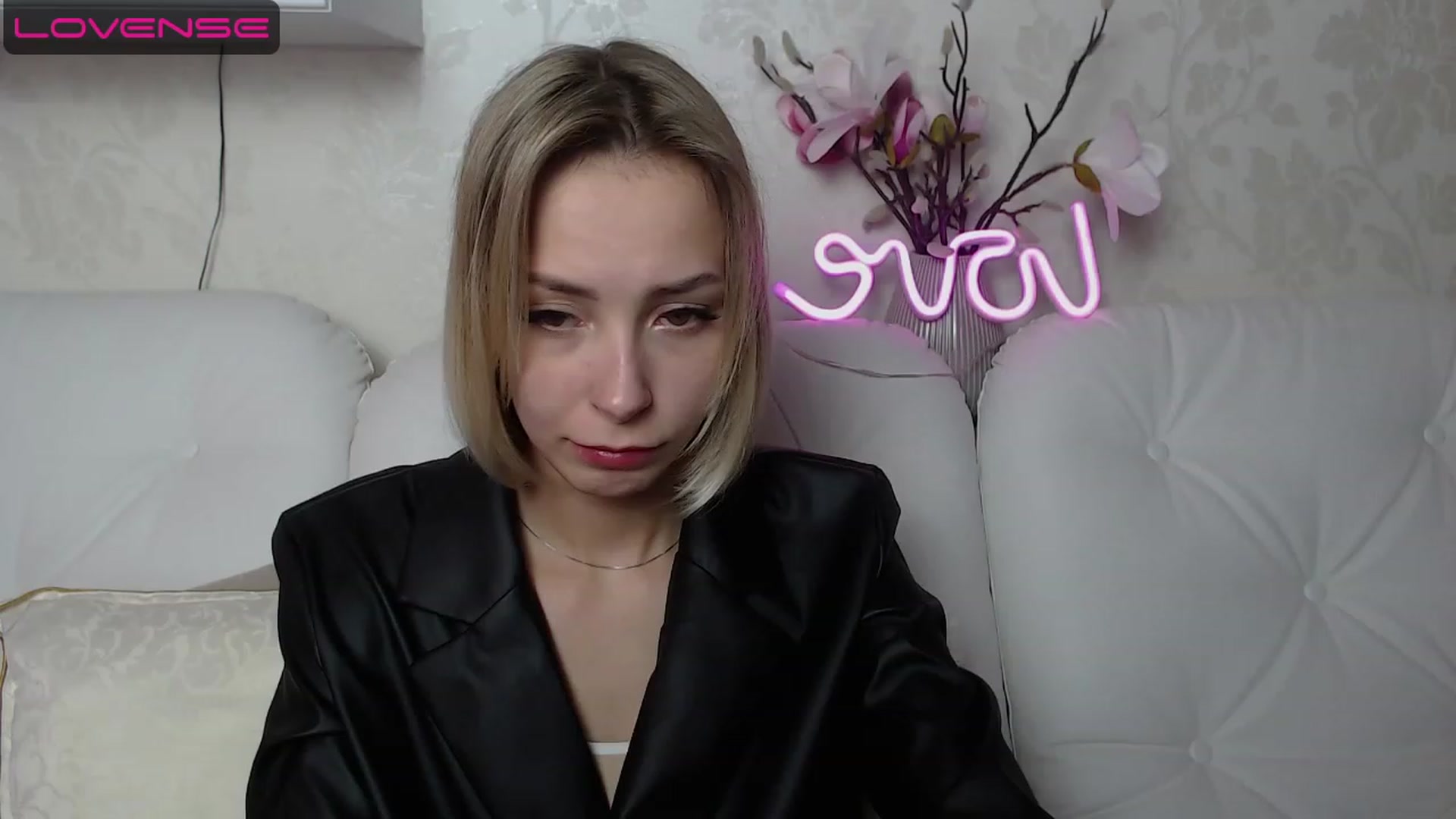 Gallery image thumbnail from Lady_lucky1's myfreecams stream on, 04/13/2023, 15:59 image 12 of 20