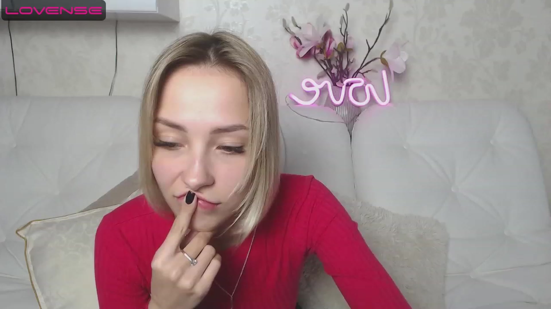 Gallery image thumbnail from Lady_lucky1's myfreecams stream on, 04/13/2023, 18:29 image 5 of 20