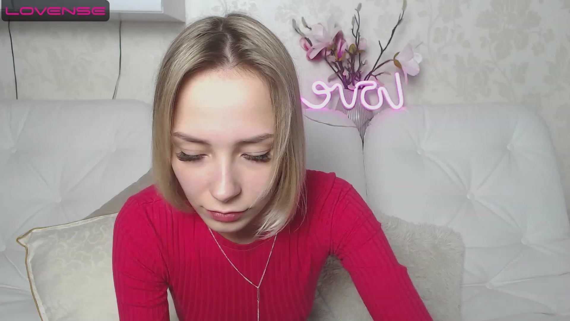 Gallery image thumbnail from Lady_lucky1's myfreecams stream on, 04/13/2023, 18:29 image 10 of 20