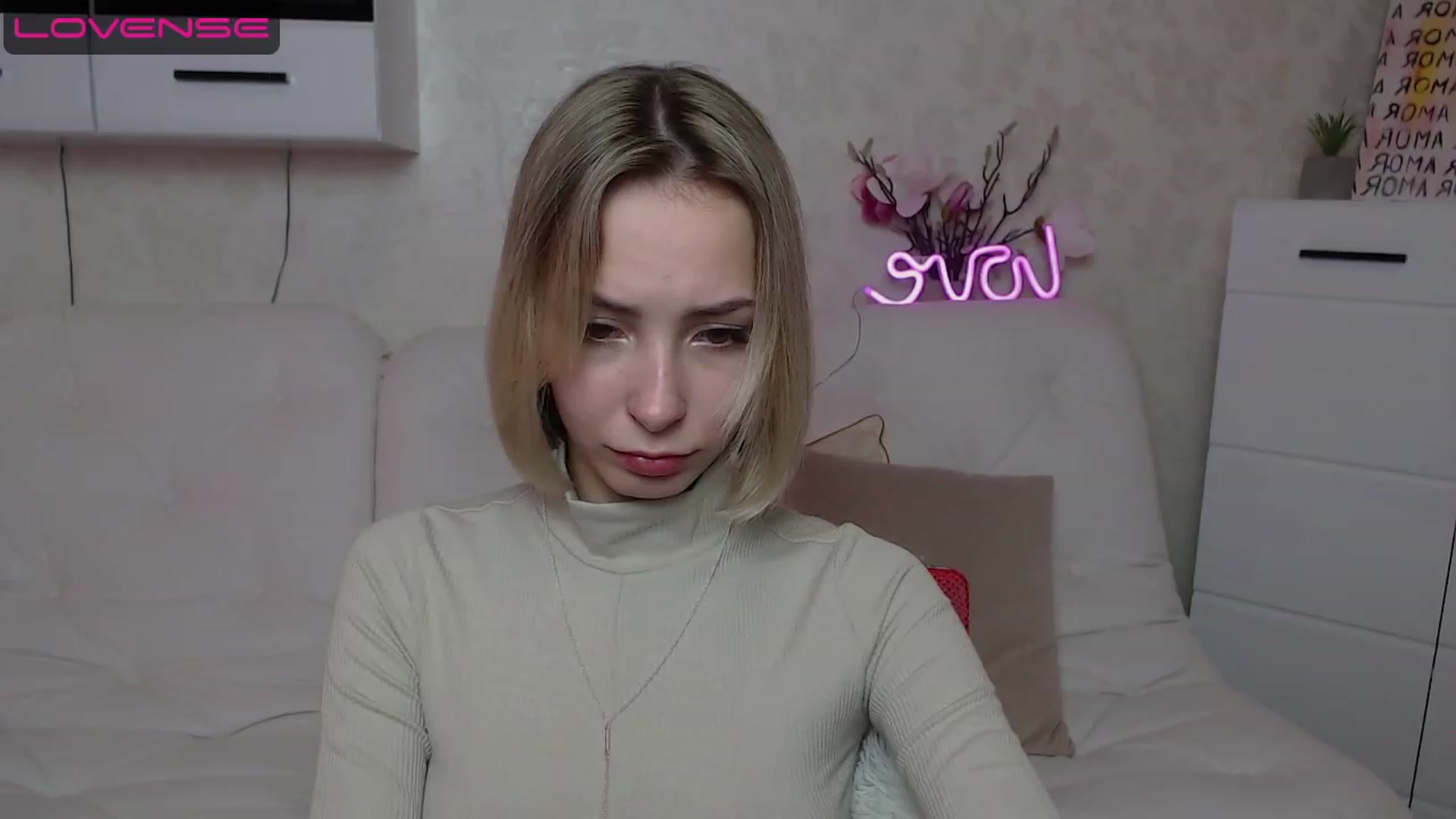 Gallery image thumbnail from Lady_lucky1's myfreecams stream on, 04/15/2023, 16:09 image 12 of 20