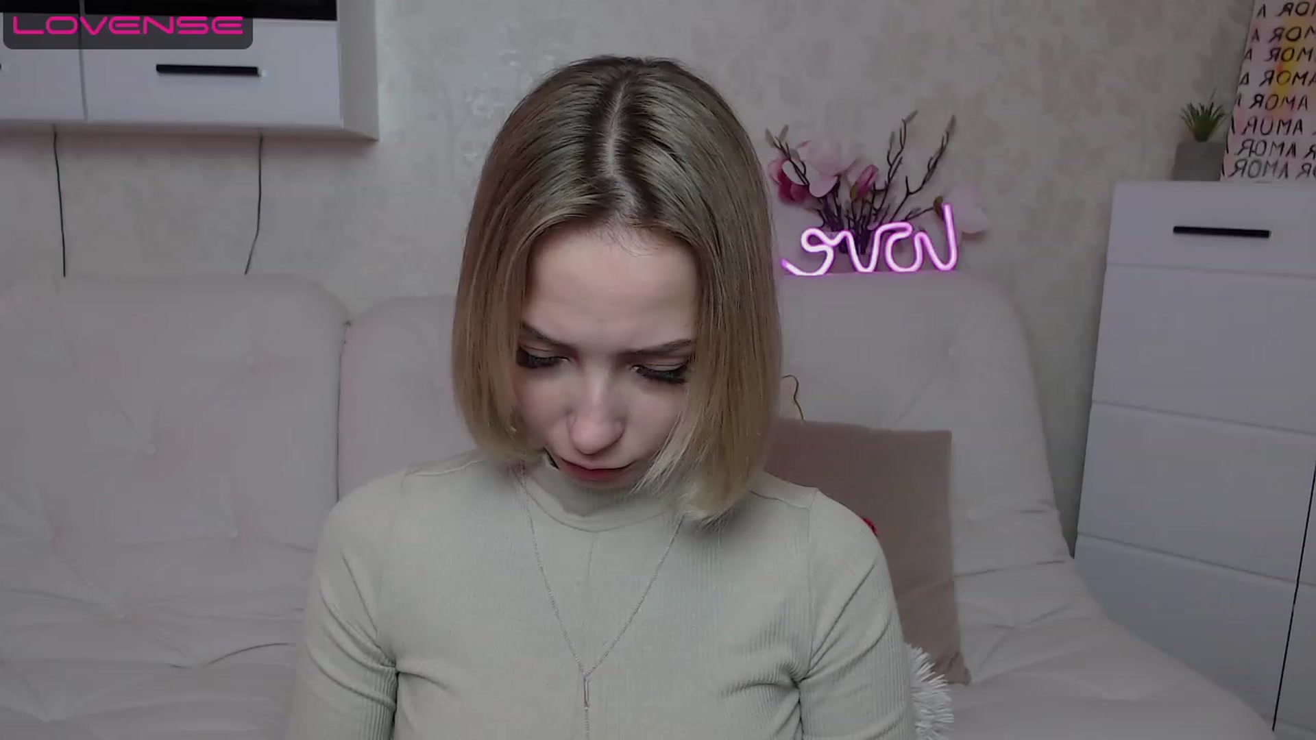 Gallery image thumbnail from Lady_lucky1's myfreecams stream on, 04/15/2023, 16:09 image 3 of 20