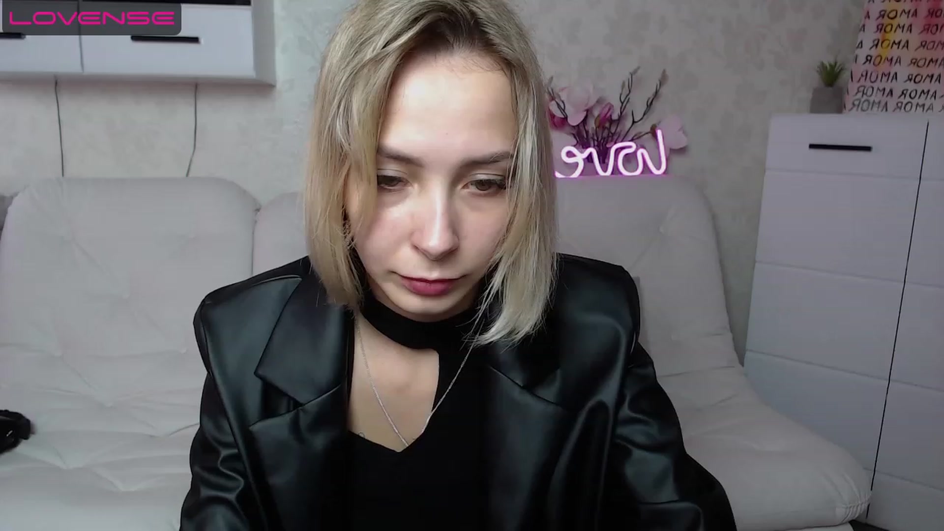 Gallery image thumbnail from Lady_lucky1's myfreecams stream on, 04/18/2023, 15:32 image 17 of 20