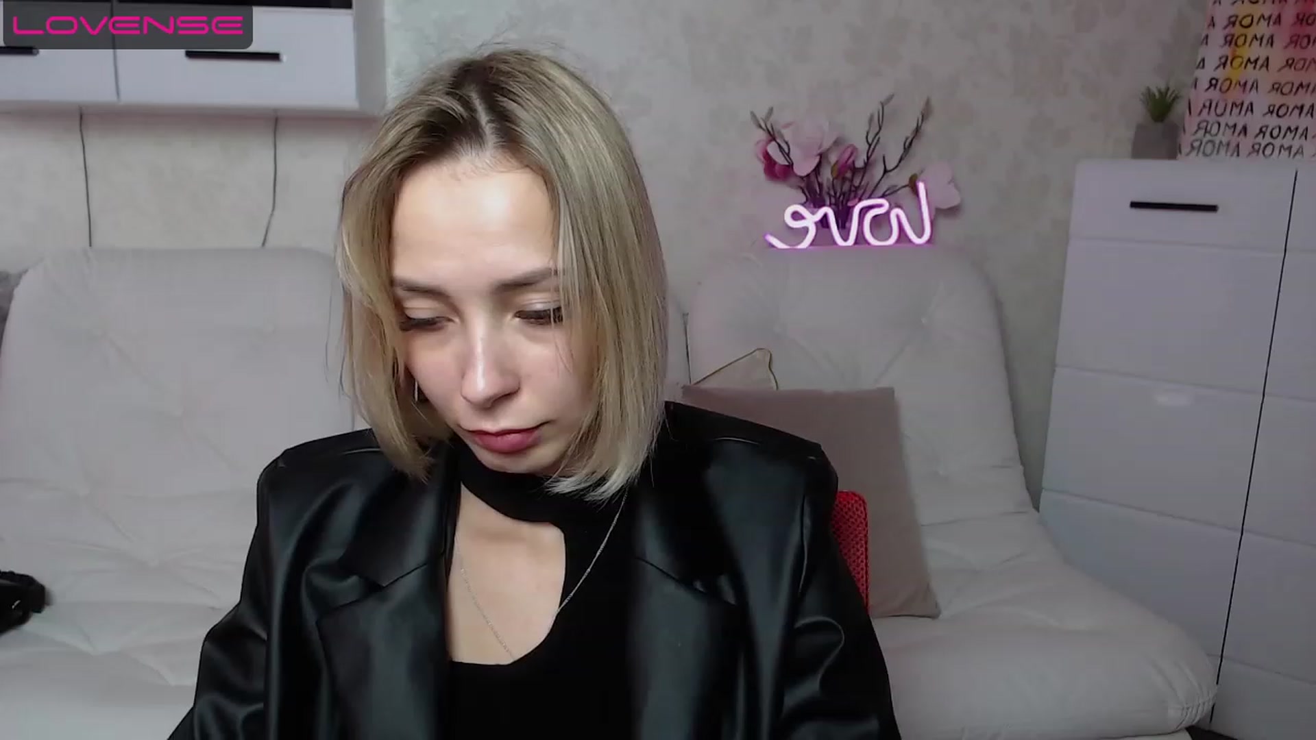 Gallery image thumbnail from Lady_lucky1's myfreecams stream on, 04/18/2023, 15:32 image 15 of 20