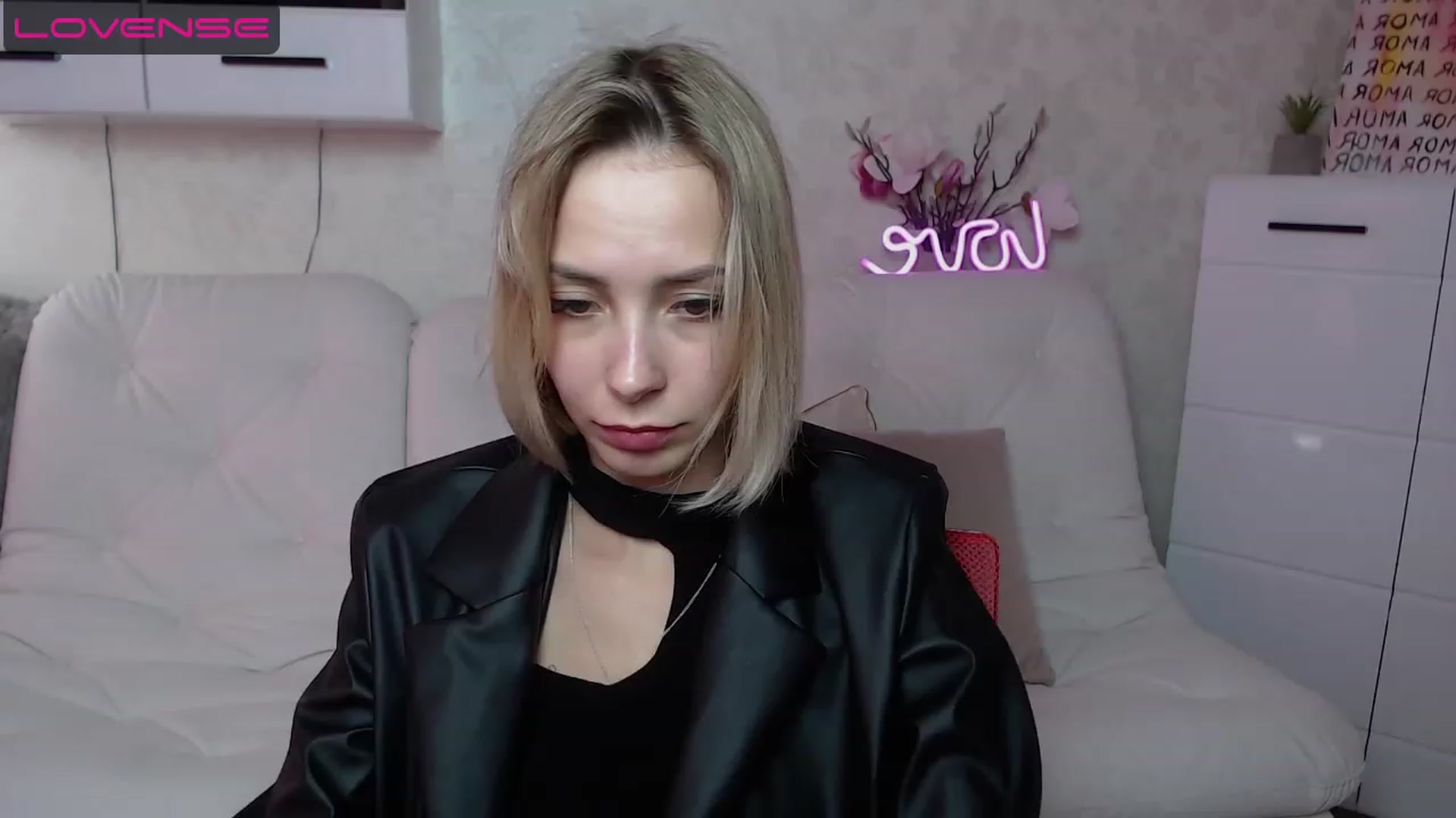 Gallery image thumbnail from Lady_lucky1's myfreecams stream on, 04/18/2023, 15:32 image 4 of 20