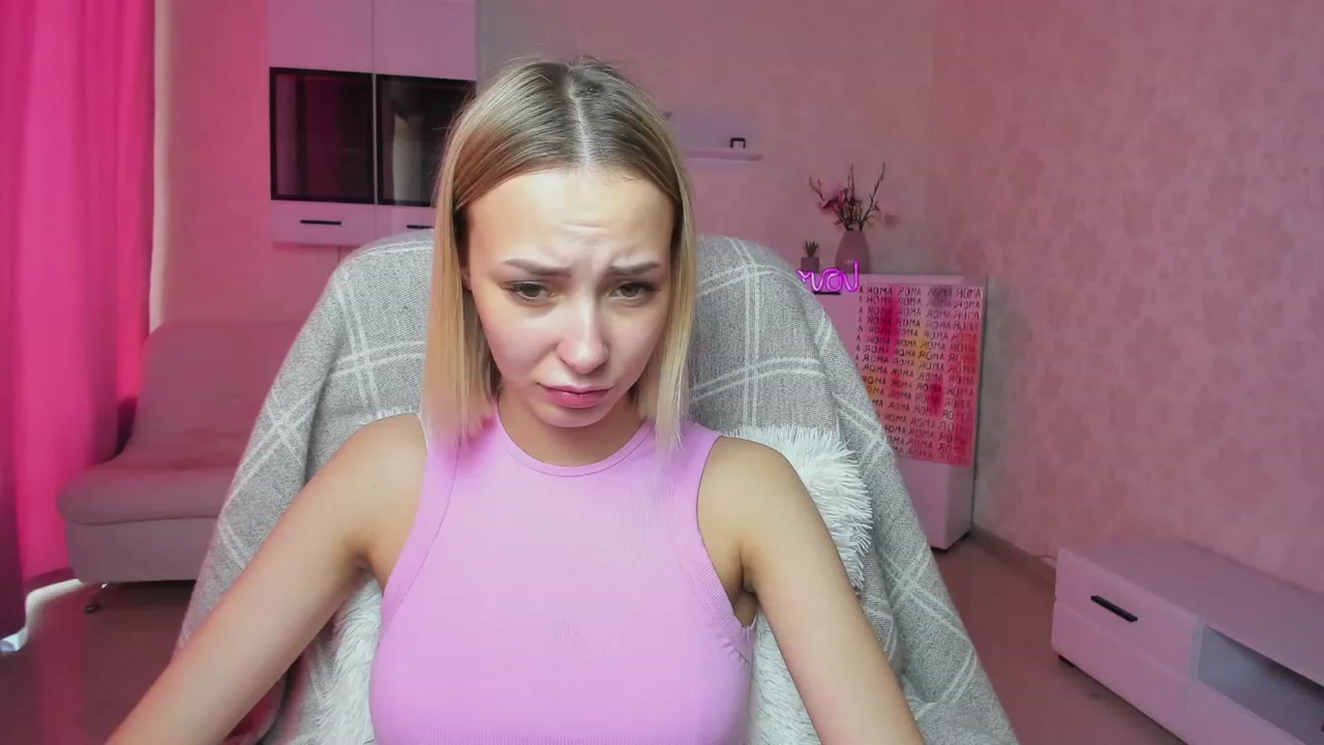 Gallery image thumbnail from Lady_lucky1's myfreecams stream on, 05/20/2023, 15:01 image 3 of 20