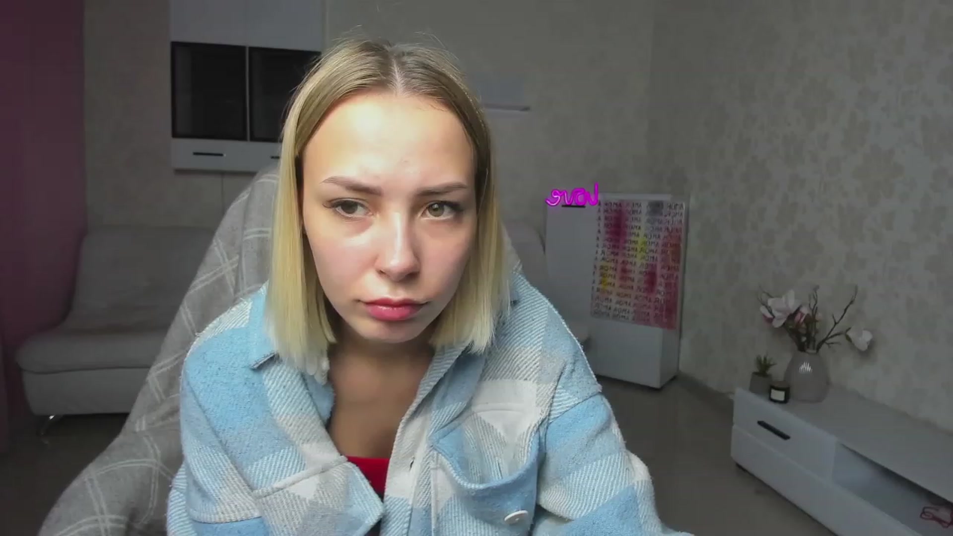 Gallery image thumbnail from Lady_lucky1's myfreecams stream on, 05/20/2023, 18:05 image 15 of 20