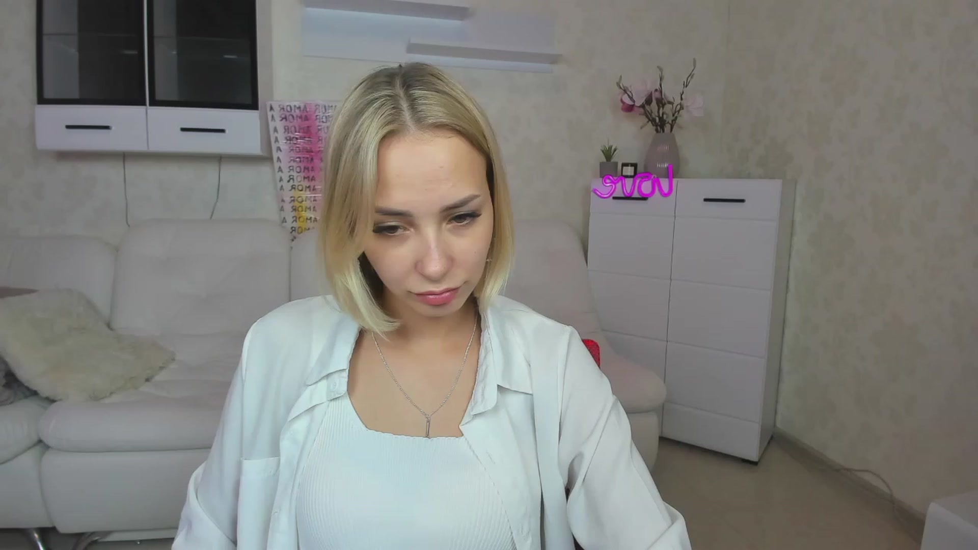 Gallery image thumbnail from Lady_lucky1's myfreecams stream on, 05/30/2023, 18:01 image 15 of 20