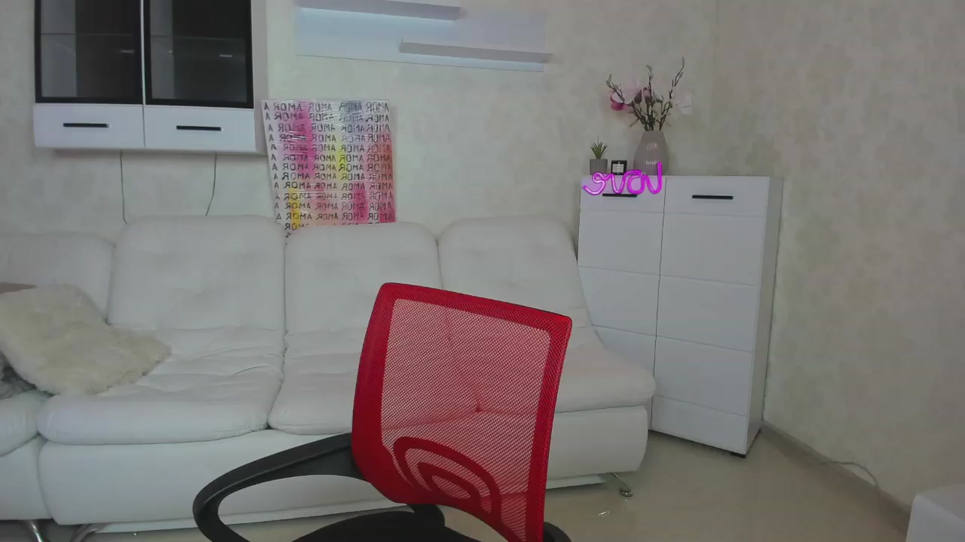 Gallery image thumbnail from Lady_lucky1's myfreecams stream on, 05/30/2023, 18:01 image 6 of 20
