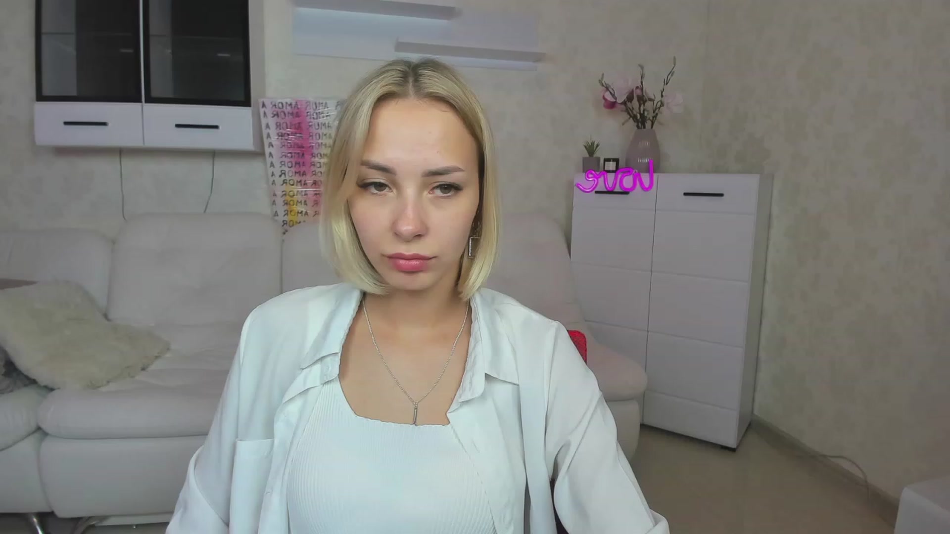 Gallery image thumbnail from Lady_lucky1's myfreecams stream on, 05/30/2023, 18:01 image 14 of 20