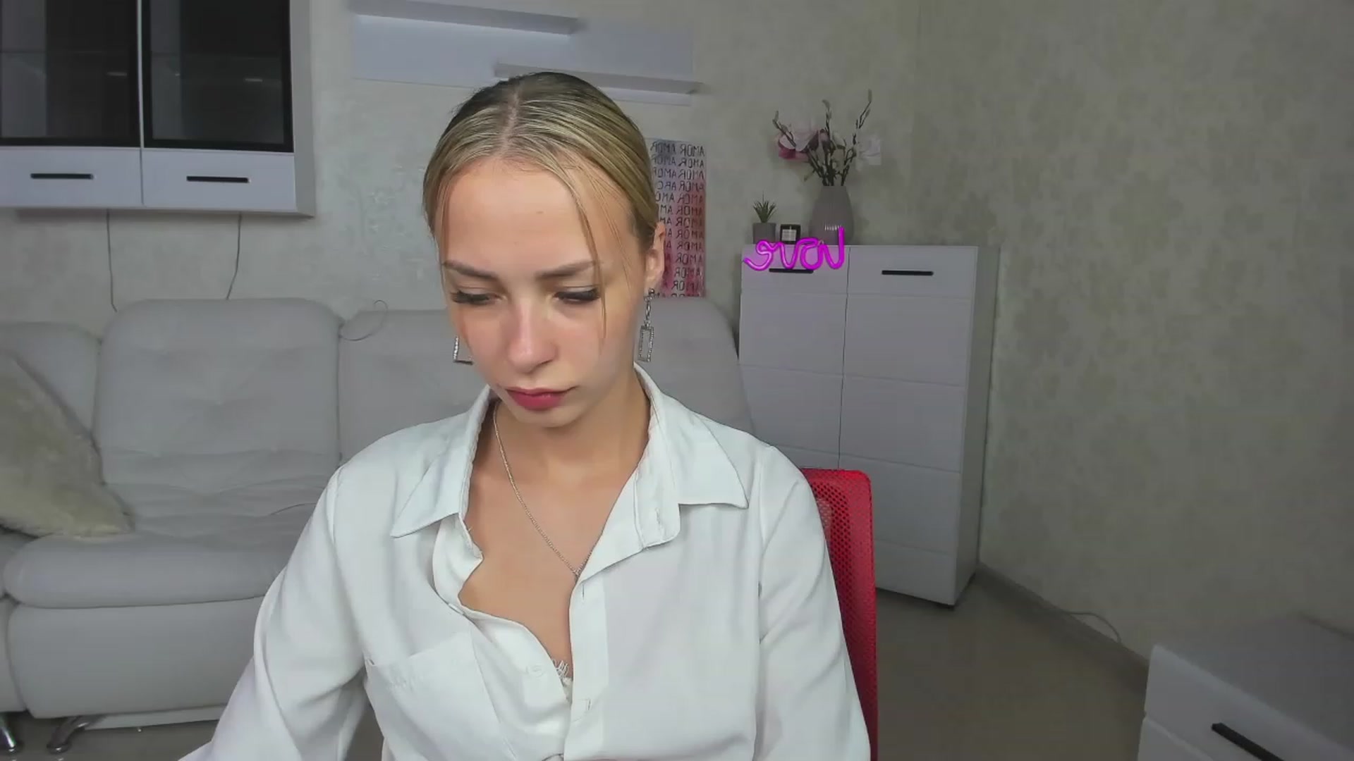 Gallery image thumbnail from Lady_lucky1's myfreecams stream on, 05/31/2023, 18:44 image 19 of 20