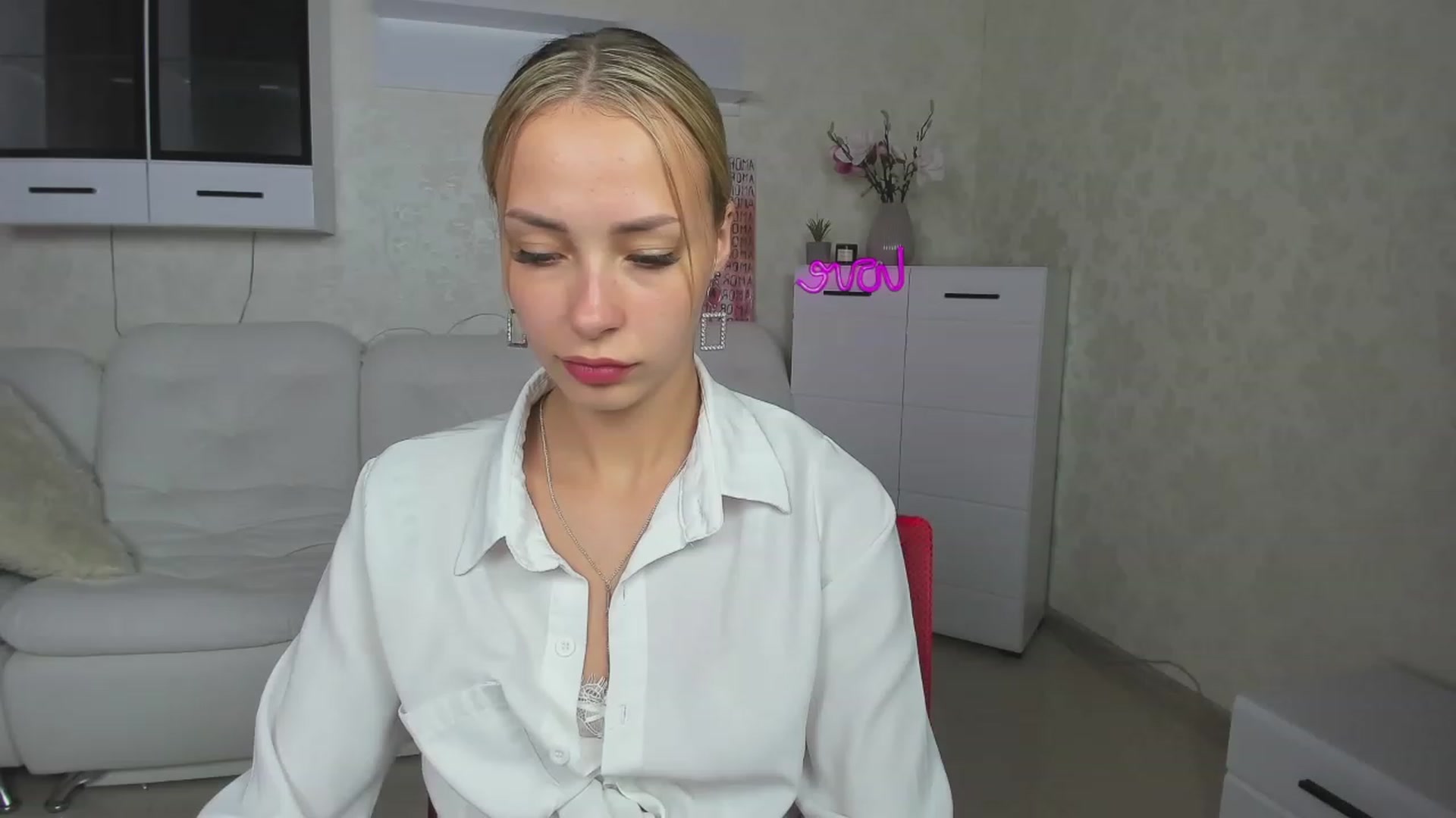 Gallery image thumbnail from Lady_lucky1's myfreecams stream on, 05/31/2023, 18:44 image 17 of 20