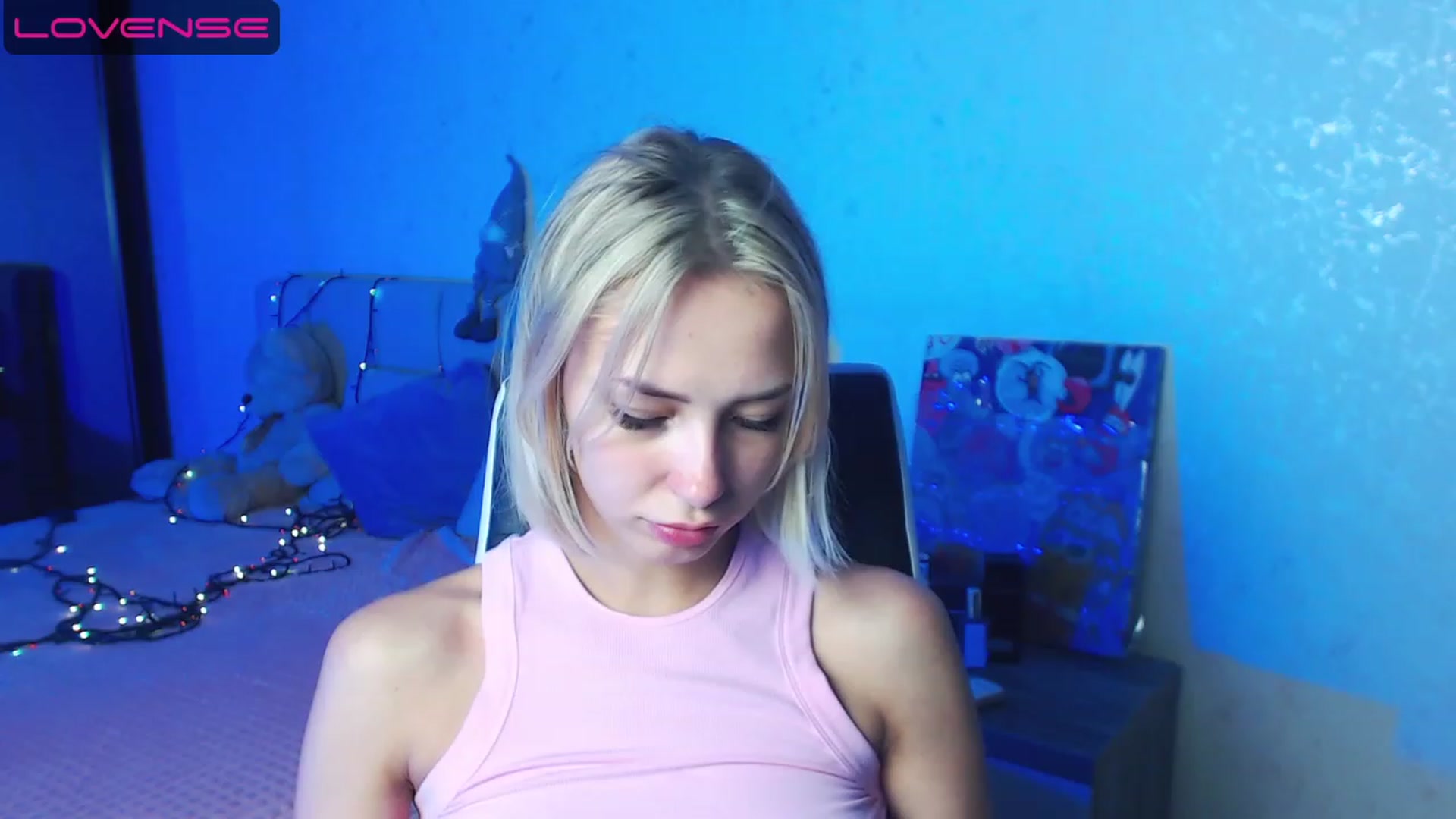 Gallery image thumbnail from Lady_lucky1's myfreecams stream on, 06/02/2023, 17:49 image 3 of 20