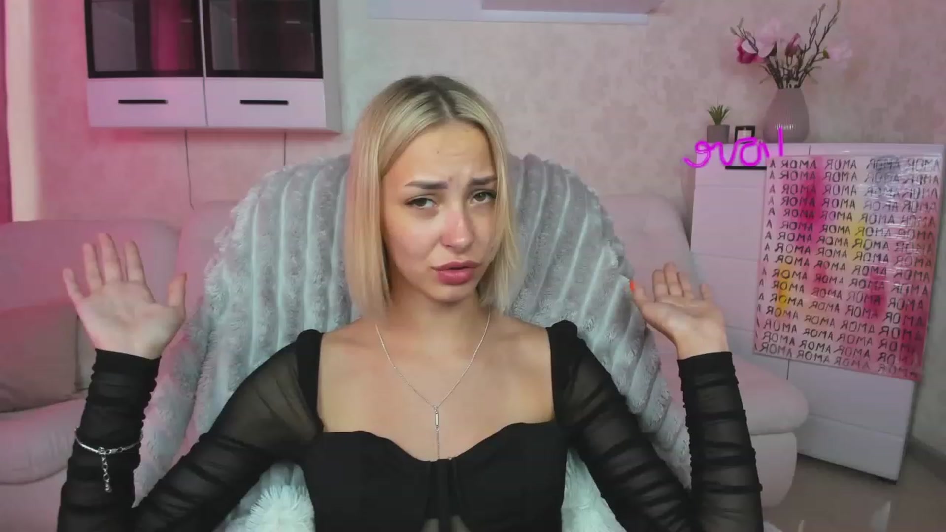 Gallery image thumbnail from Lady_lucky1's myfreecams stream on, 06/07/2023, 15:10 image 8 of 20