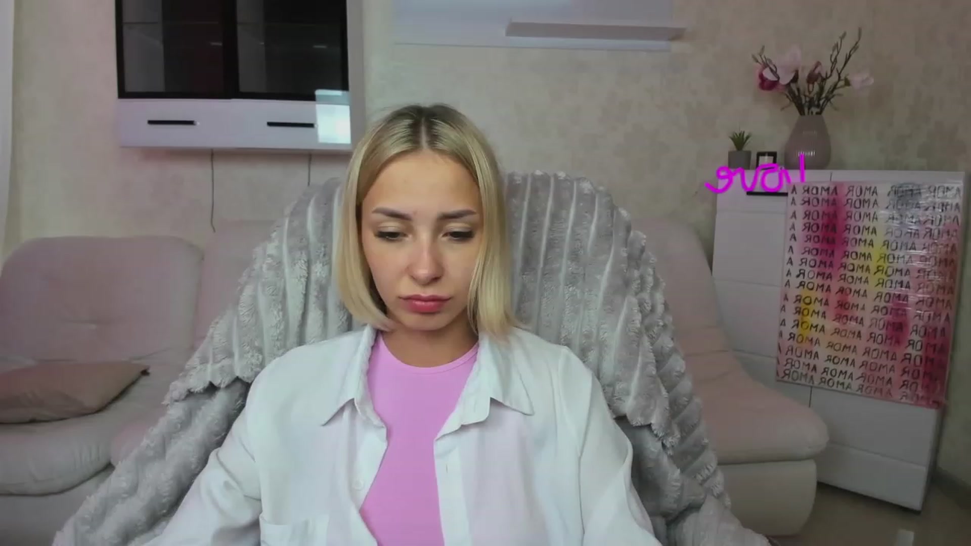 Gallery image thumbnail from Lady_lucky1's myfreecams stream on, 06/08/2023, 16:01 image 11 of 20