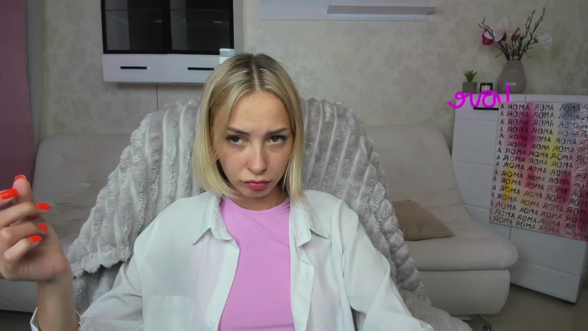 Gallery image thumbnail from Lady_lucky1's myfreecams stream on, 06/08/2023, 18:46 image 15 of 20