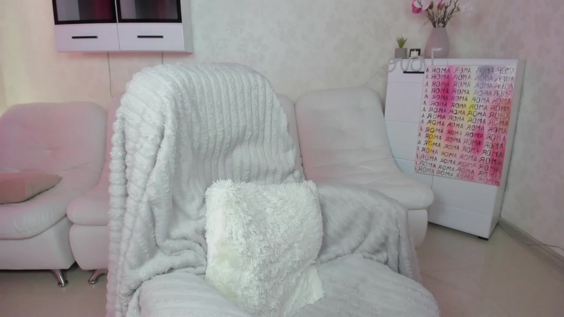 Gallery image thumbnail from Lady_lucky1's myfreecams stream on, 06/10/2023, 15:29 image 19 of 20
