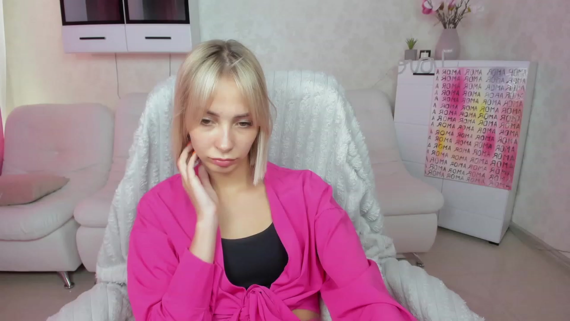Gallery image thumbnail from Lady_lucky1's myfreecams stream on, 06/10/2023, 15:29 image 16 of 20