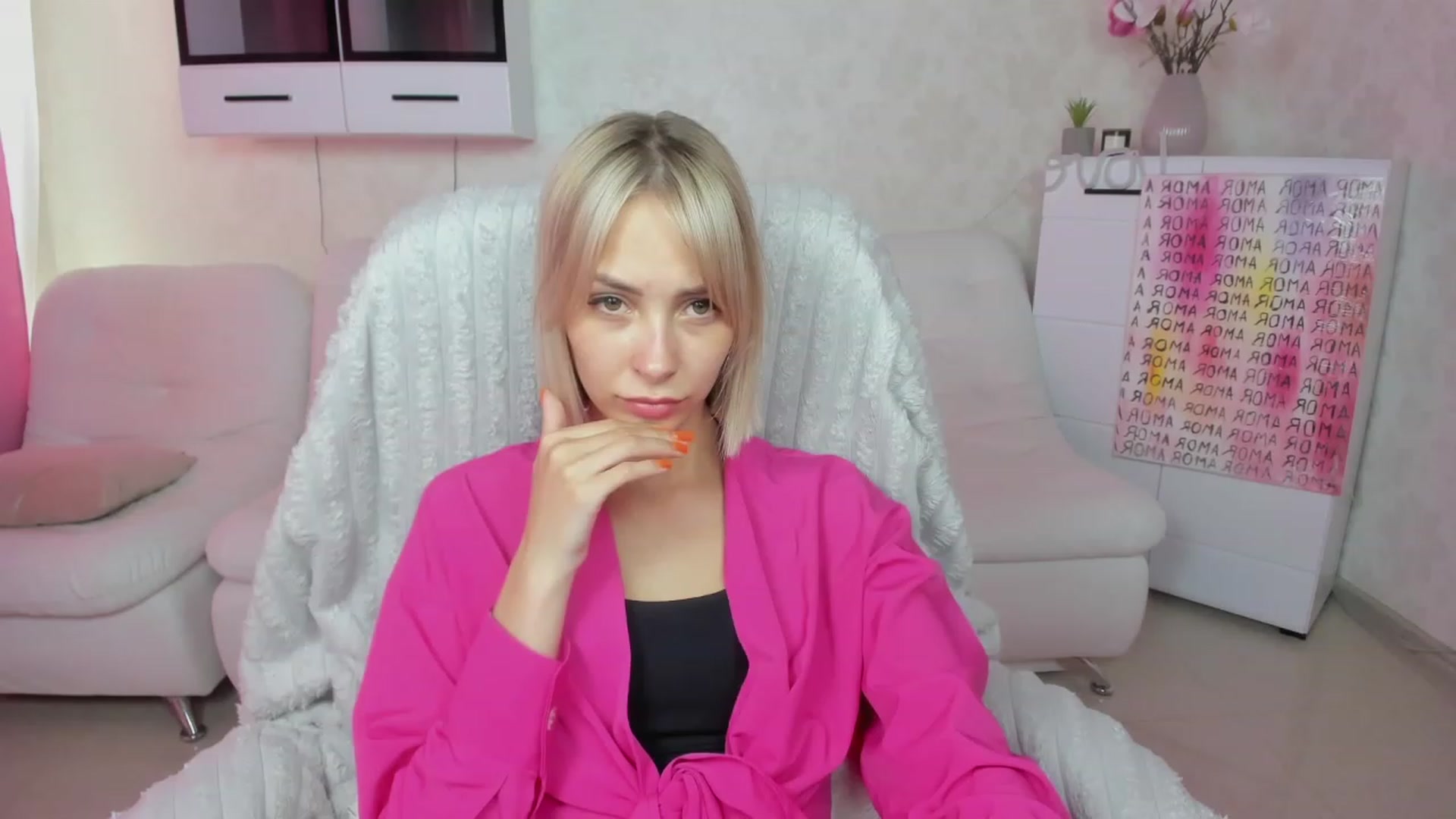 Gallery image thumbnail from Lady_lucky1's myfreecams stream on, 06/10/2023, 15:29 image 2 of 20