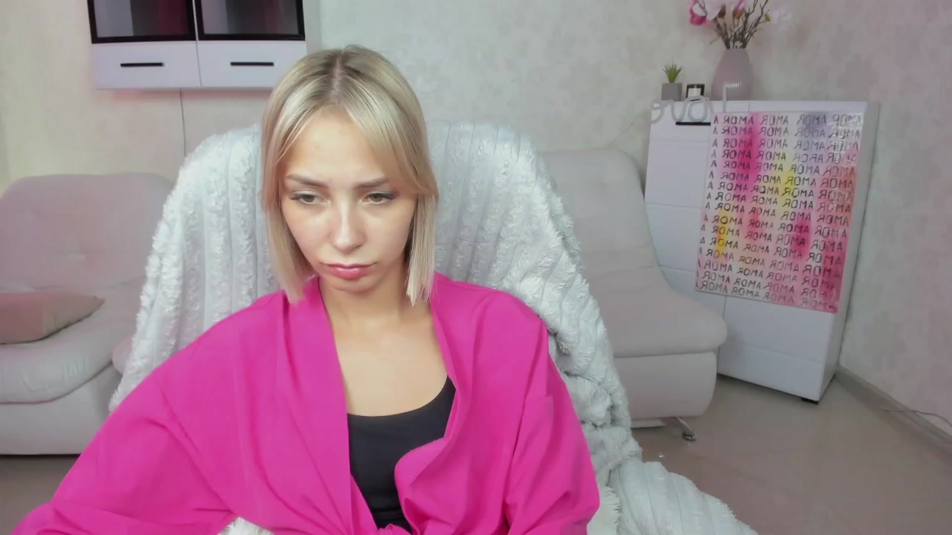 Gallery image thumbnail from Lady_lucky1's myfreecams stream on, 06/10/2023, 17:25 image 4 of 20