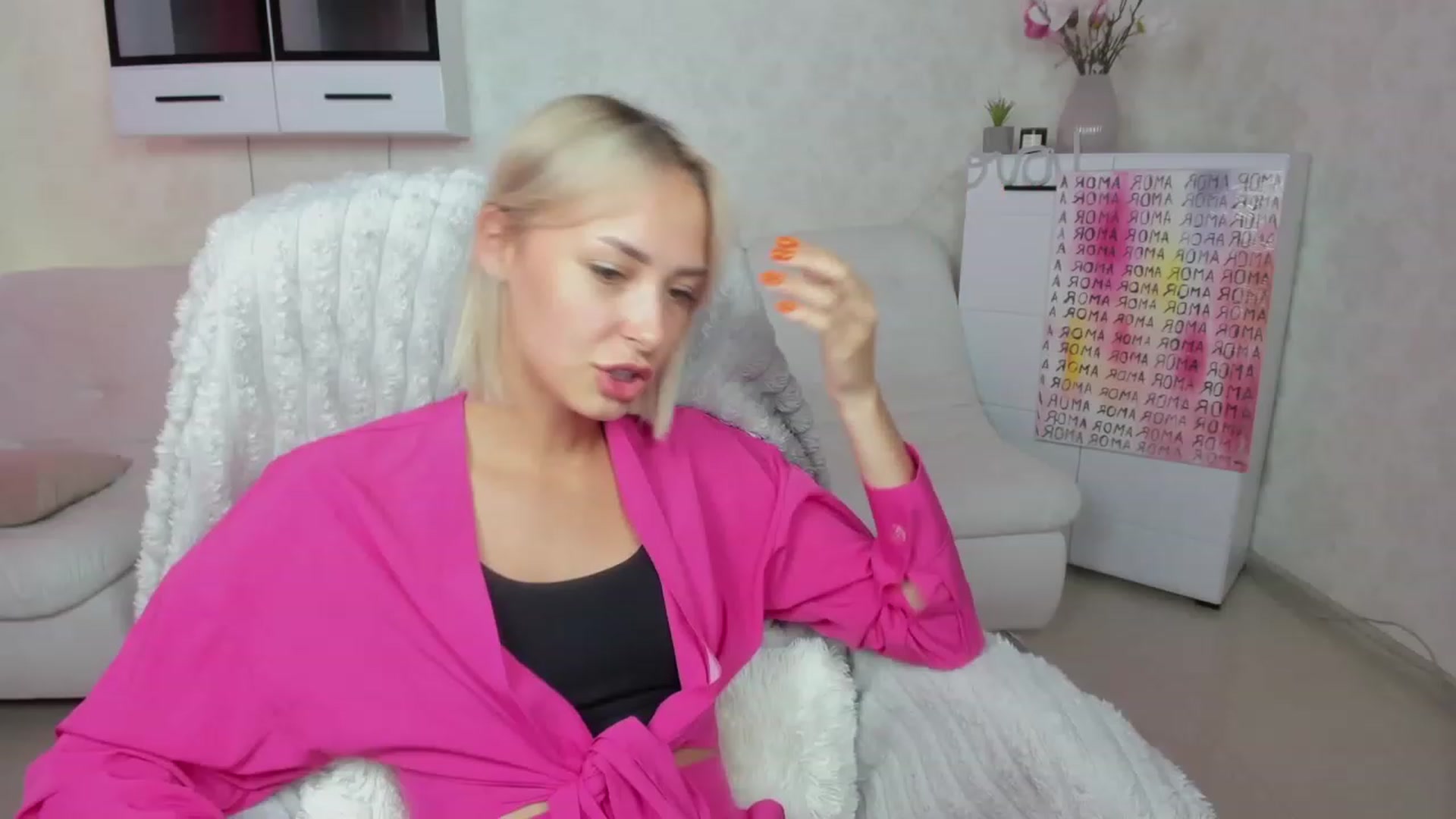 Gallery image thumbnail from Lady_lucky1's myfreecams stream on, 06/10/2023, 17:25 image 11 of 20