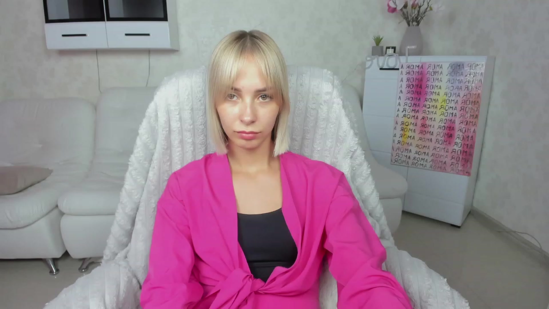 Gallery image thumbnail from Lady_lucky1's myfreecams stream on, 06/10/2023, 18:06 image 9 of 20