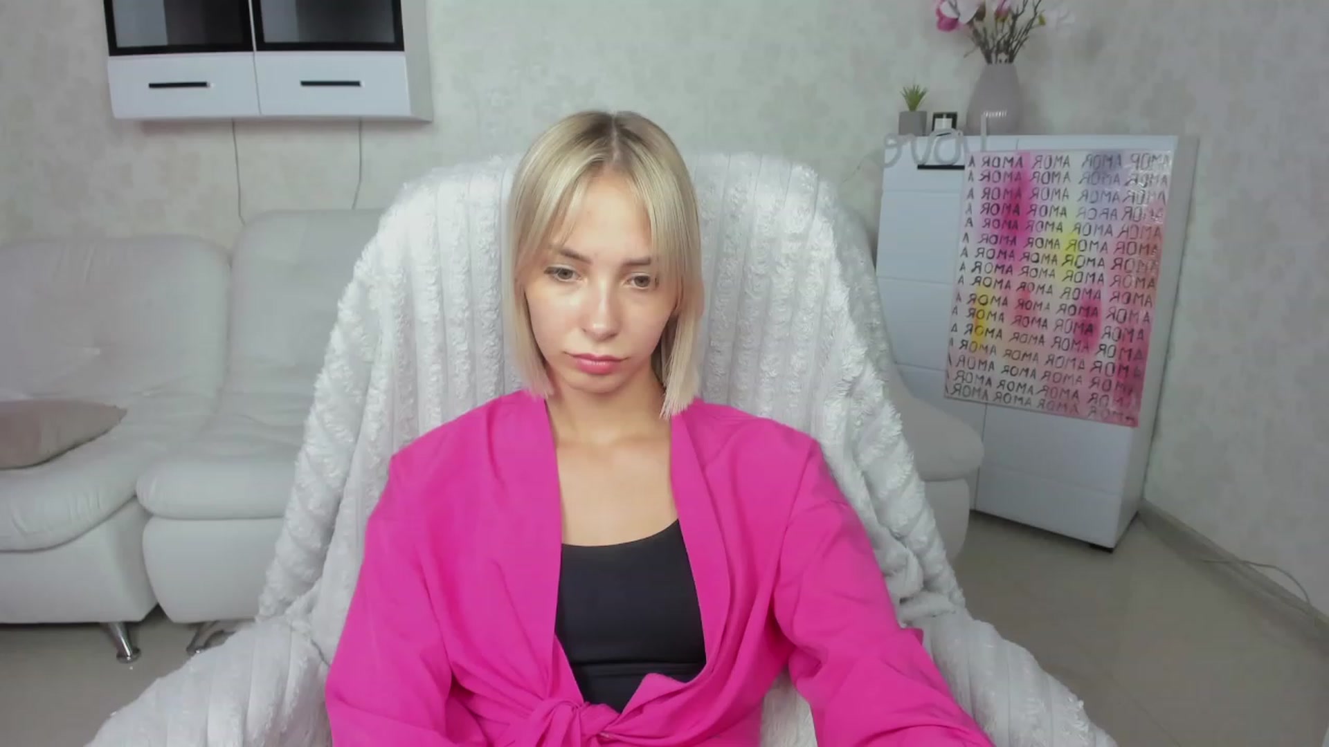 Gallery image thumbnail from Lady_lucky1's myfreecams stream on, 06/10/2023, 18:06 image 16 of 20