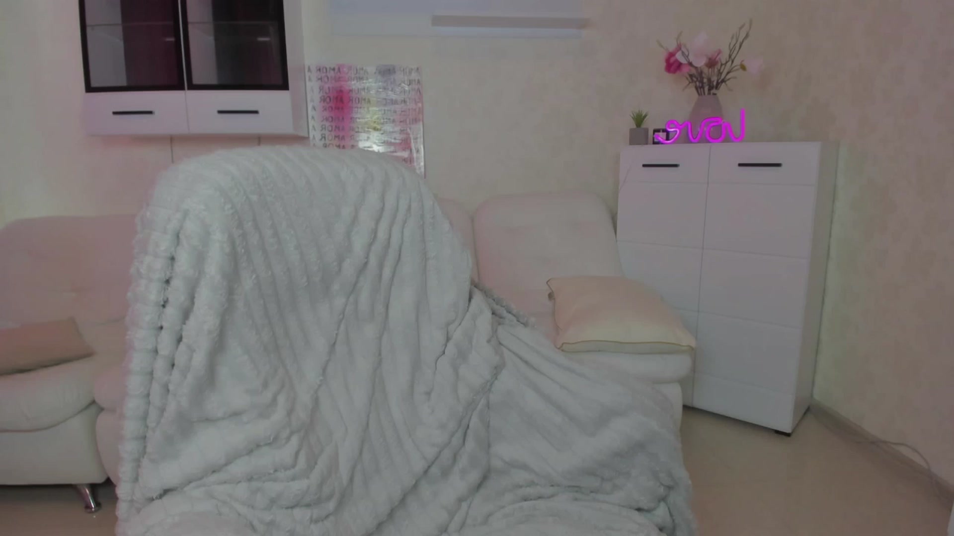 Gallery image thumbnail from Lady_lucky1's myfreecams stream on, 06/16/2023, 16:41 image 8 of 20