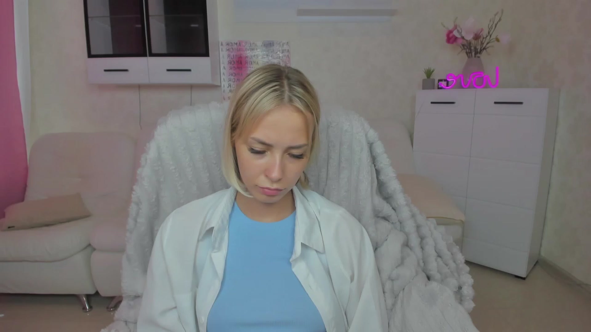 Gallery image thumbnail from Lady_lucky1's myfreecams stream on, 06/16/2023, 16:41 image 17 of 20