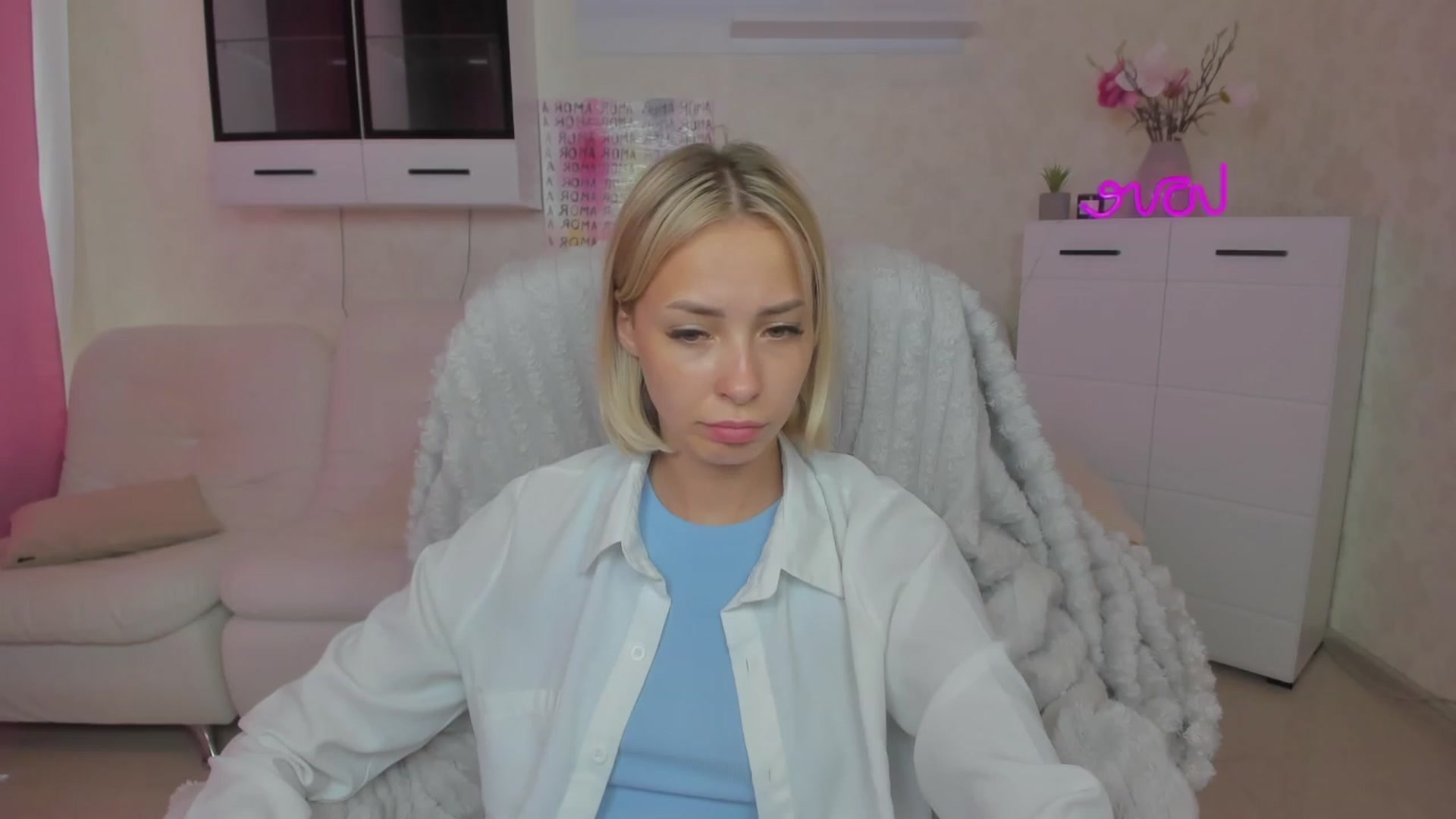 Gallery image thumbnail from Lady_lucky1's myfreecams stream on, 06/16/2023, 16:41 image 13 of 20