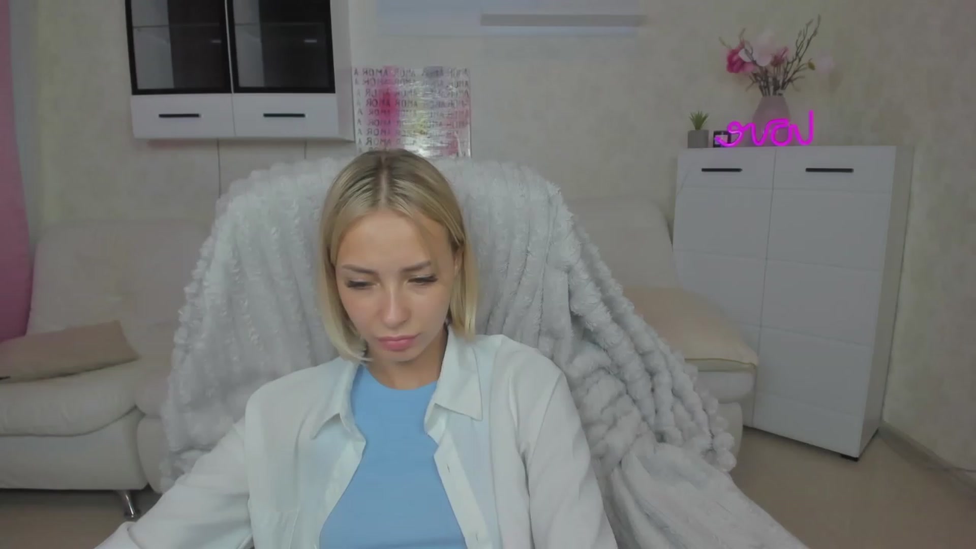 Gallery image thumbnail from Lady_lucky1's myfreecams stream on, 06/16/2023, 17:53 image 12 of 20