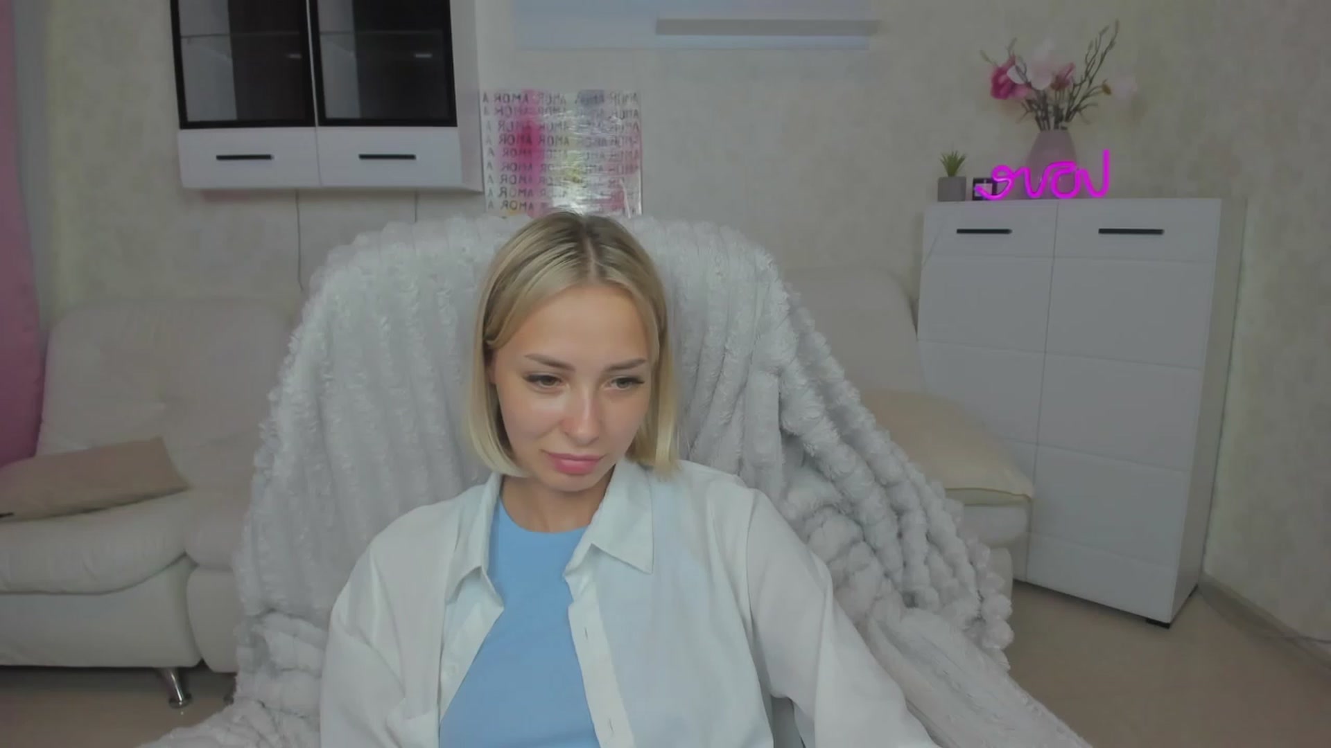 Gallery image thumbnail from Lady_lucky1's myfreecams stream on, 06/16/2023, 17:53 image 20 of 20