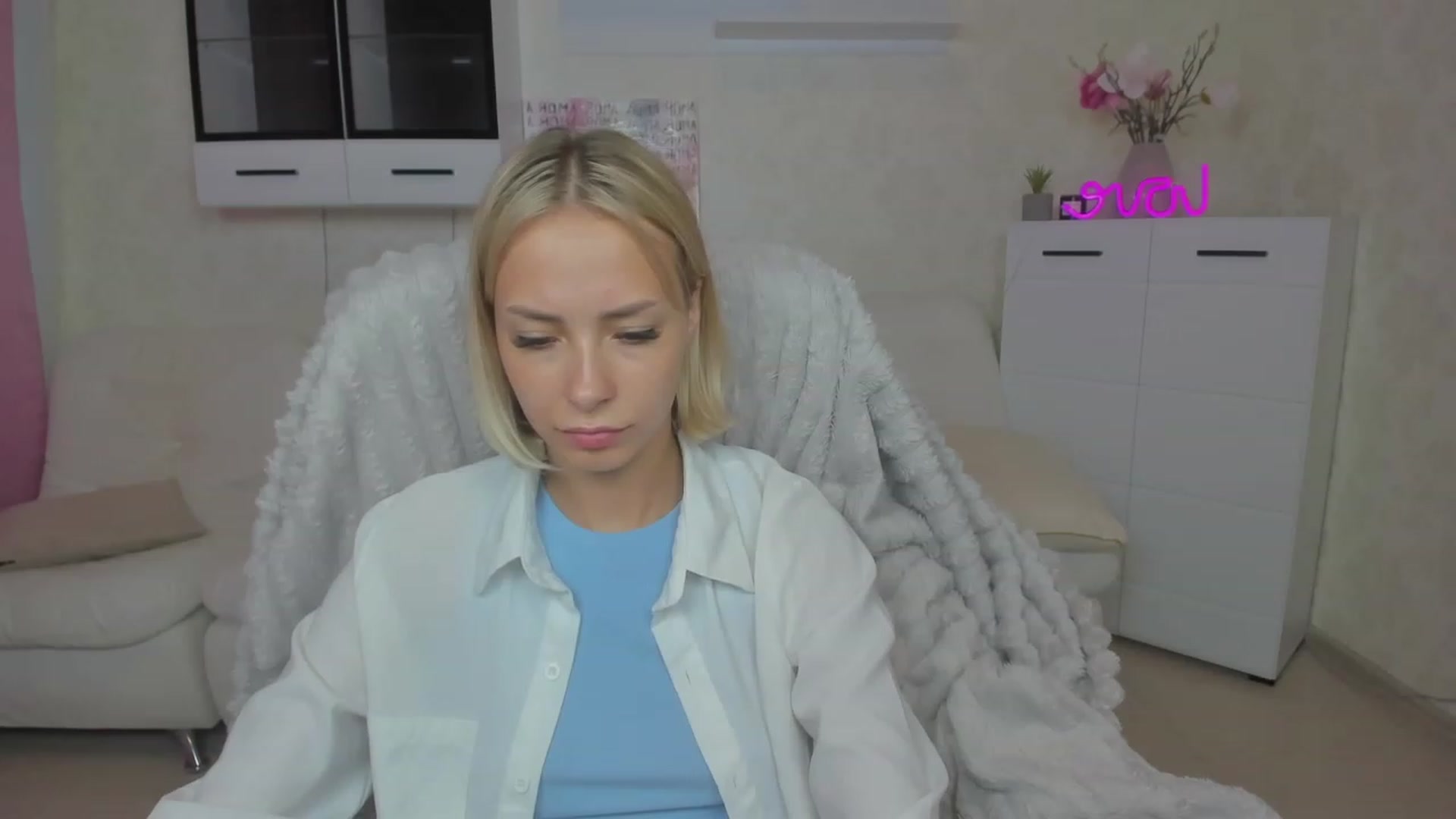 Gallery image thumbnail from Lady_lucky1's myfreecams stream on, 06/16/2023, 17:53 image 3 of 20