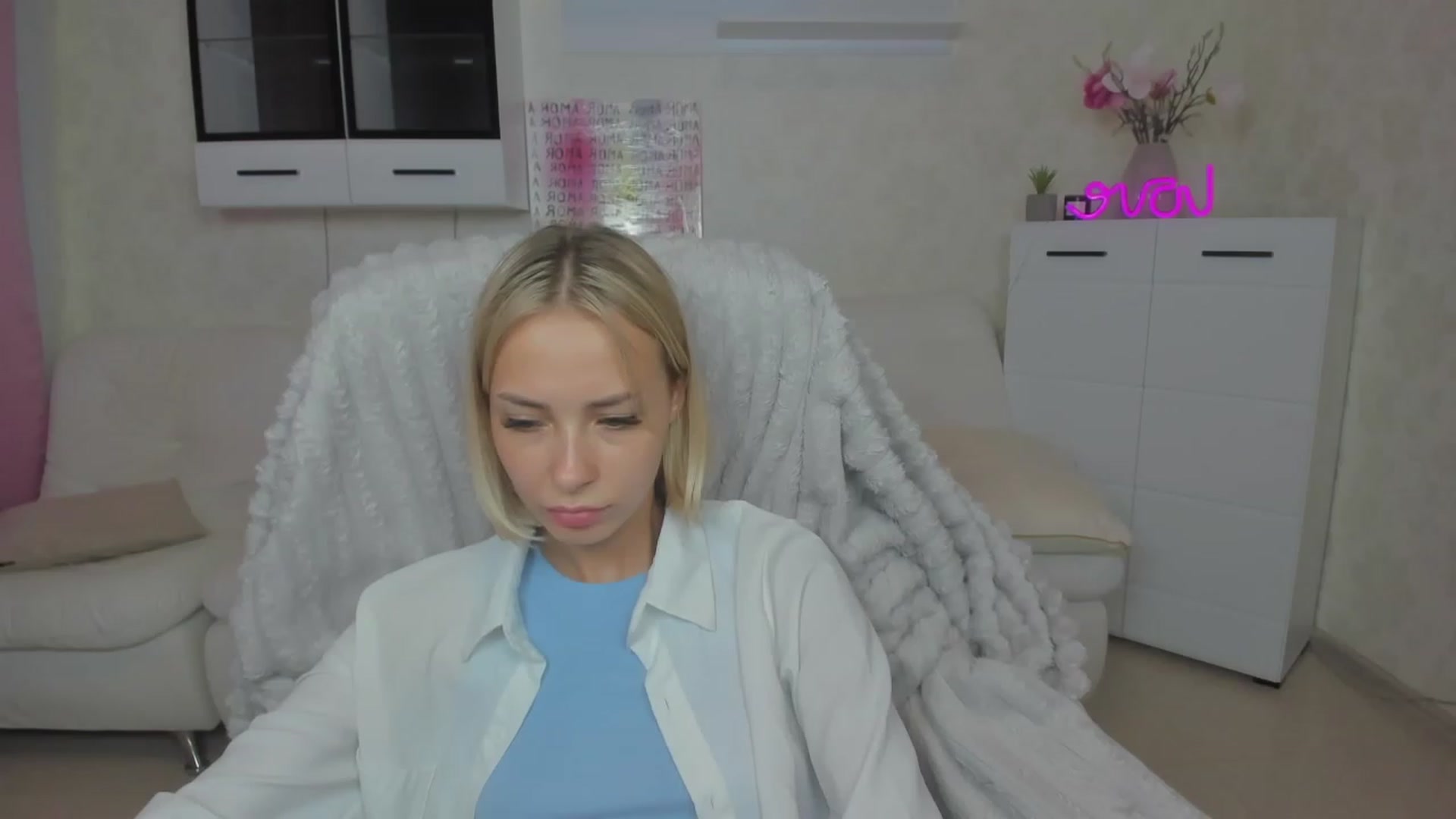 Gallery image thumbnail from Lady_lucky1's myfreecams stream on, 06/16/2023, 17:53 image 14 of 20