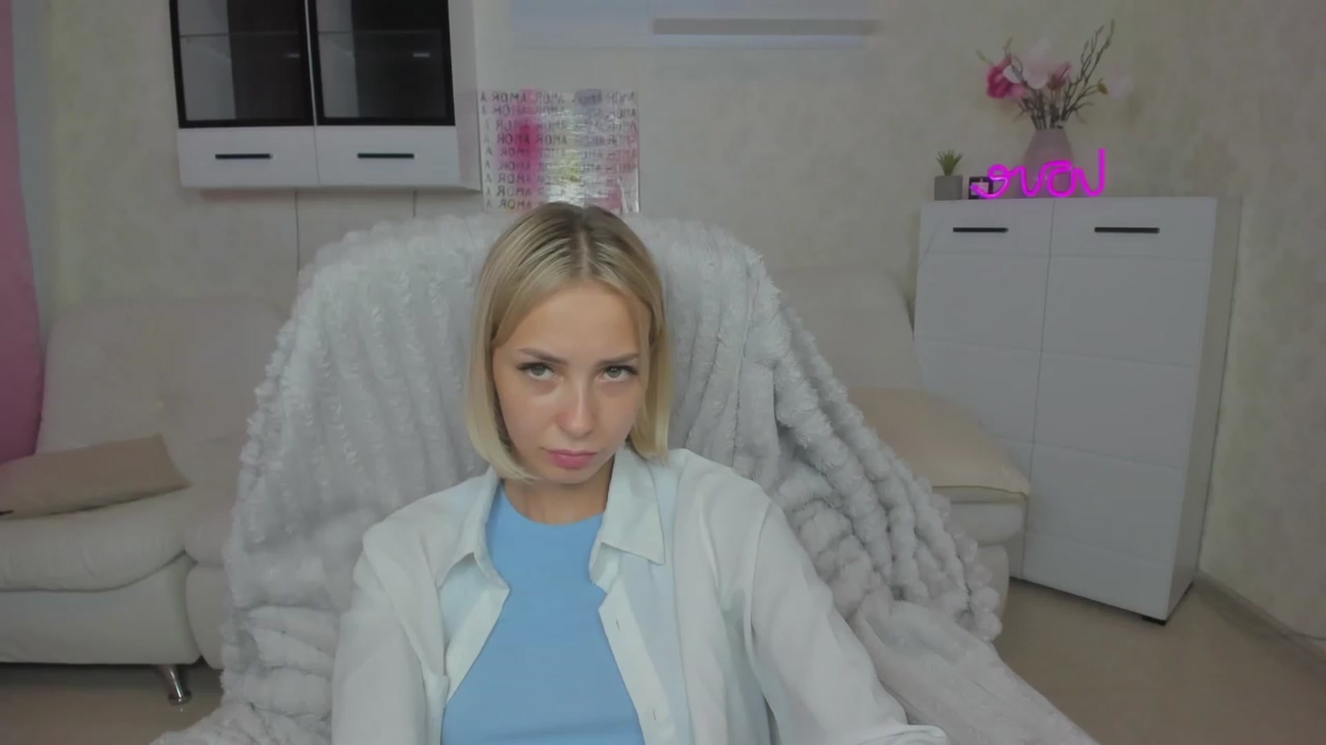 Gallery image thumbnail from Lady_lucky1's myfreecams stream on, 06/16/2023, 17:53 image 10 of 20