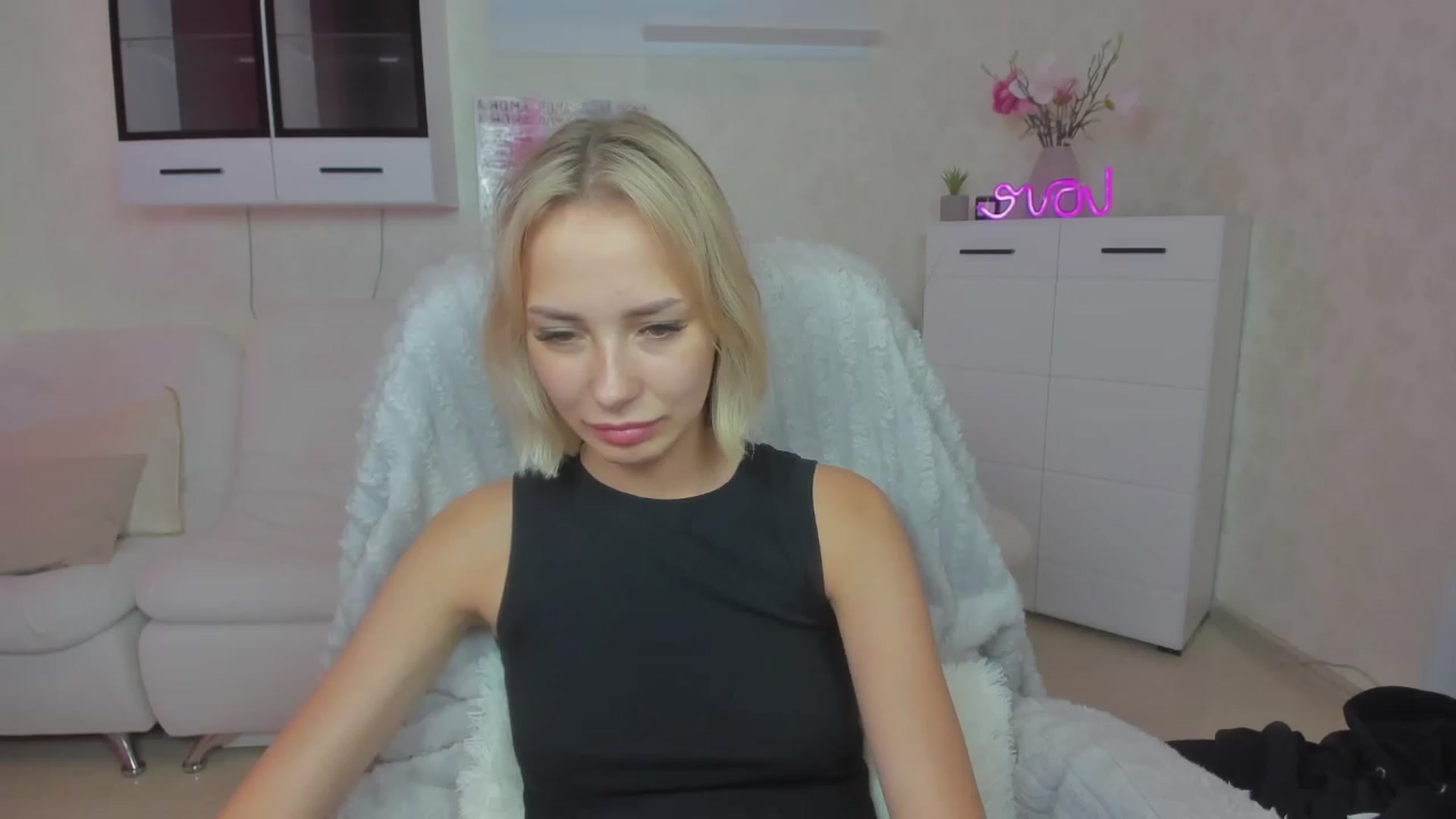 Gallery image thumbnail from Lady_lucky1's myfreecams stream on, 06/19/2023, 05:11 image 20 of 20