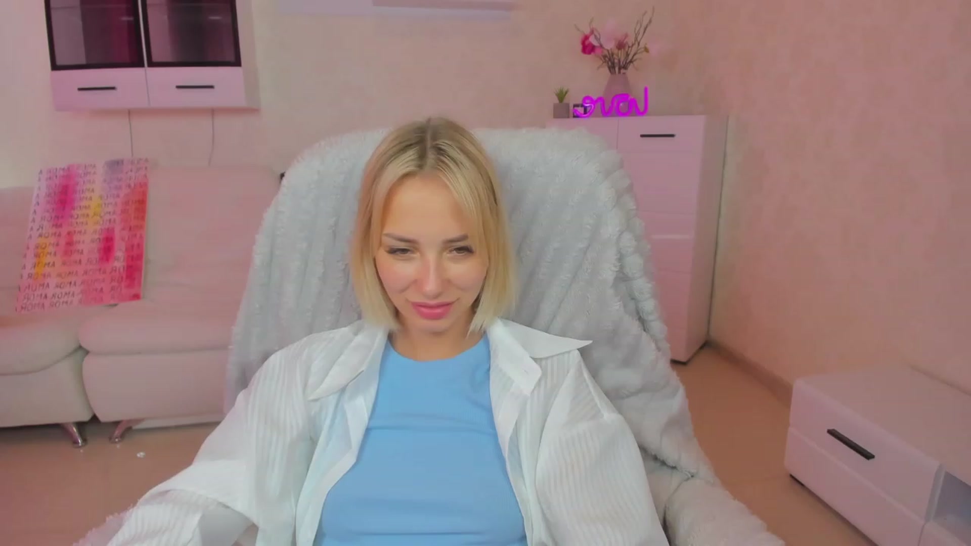 Gallery image thumbnail from Lady_lucky1's myfreecams stream on, 06/23/2023, 06:48 image 13 of 20