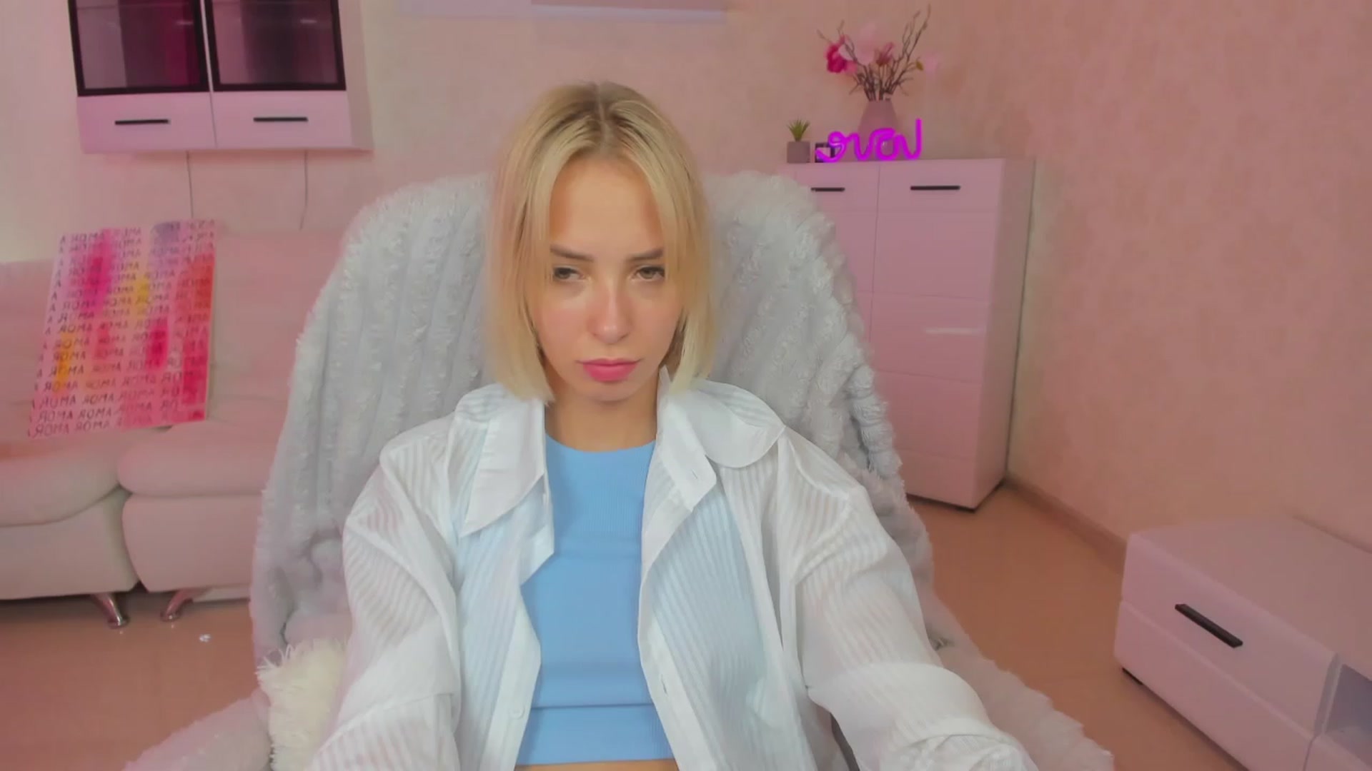 Gallery image thumbnail from Lady_lucky1's myfreecams stream on, 06/23/2023, 06:48 image 15 of 20