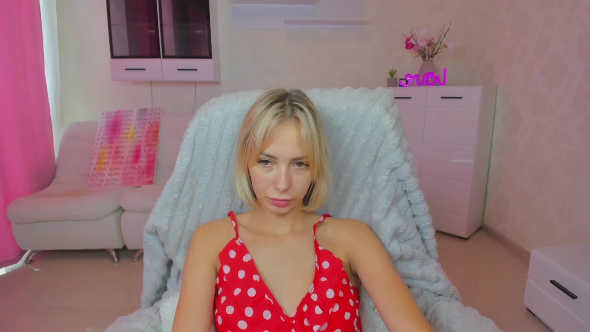 Gallery image thumbnail from Lady_lucky1's myfreecams stream on, 06/24/2023, 06:47 image 10 of 20