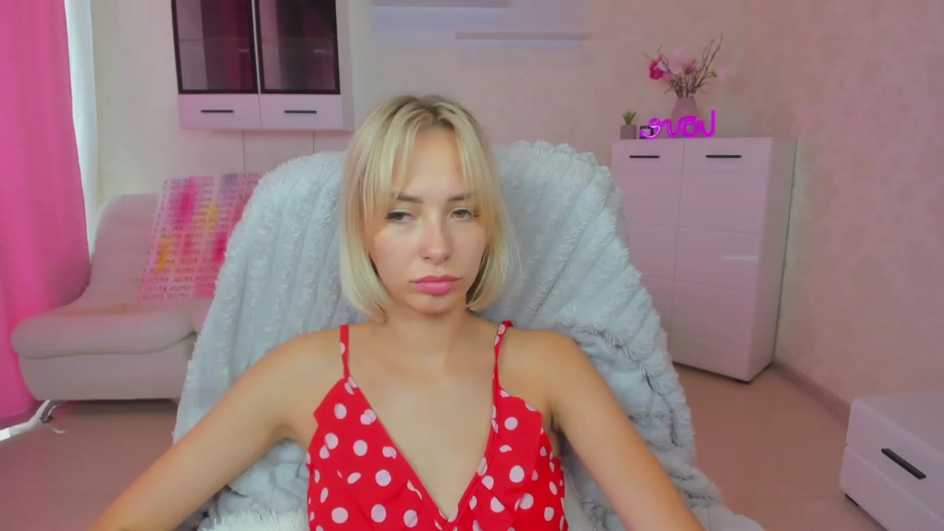 Gallery image thumbnail from Lady_lucky1's myfreecams stream on, 06/24/2023, 06:47 image 11 of 20