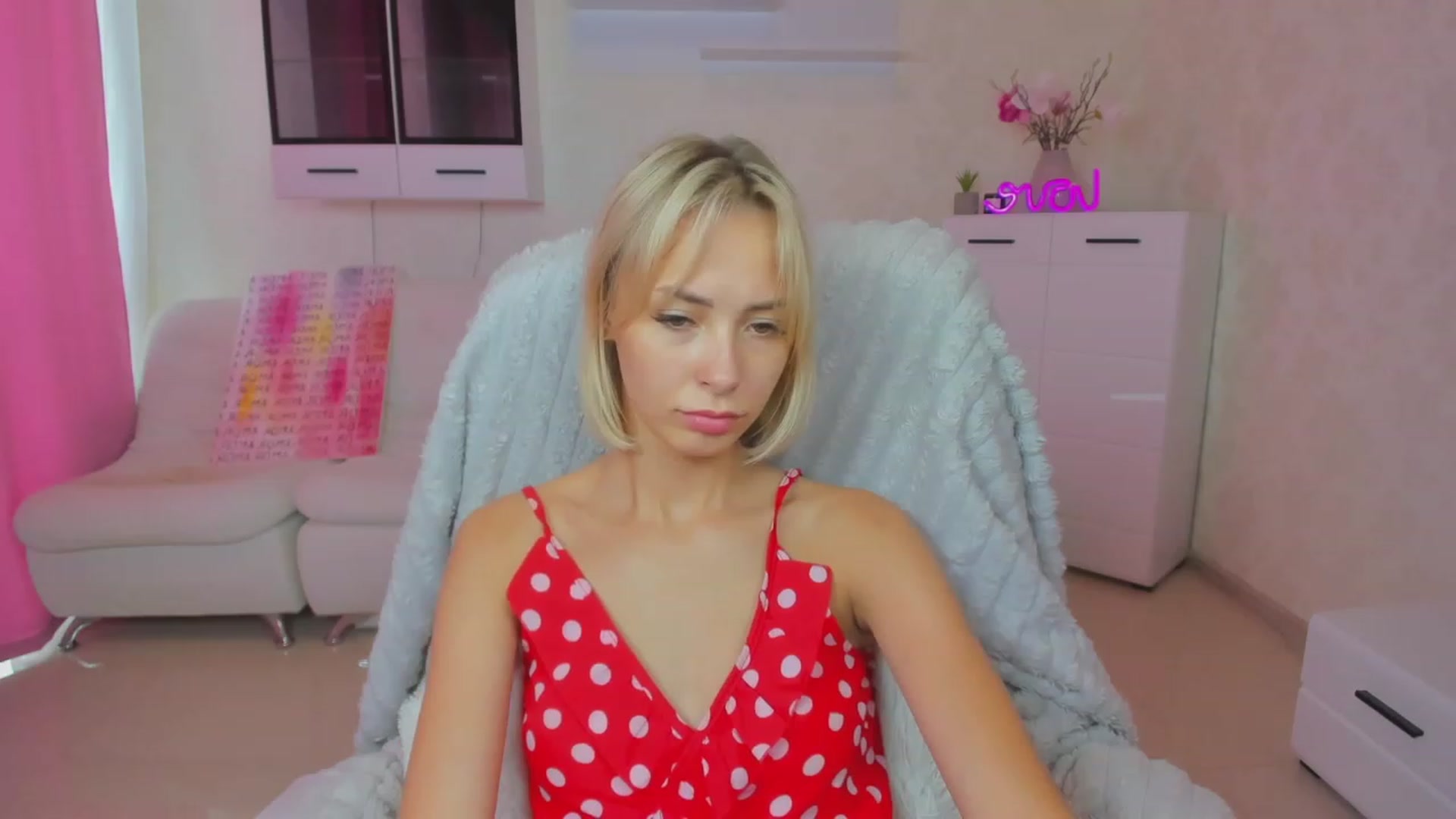 Gallery image thumbnail from Lady_lucky1's myfreecams stream on, 06/24/2023, 06:47 image 4 of 20